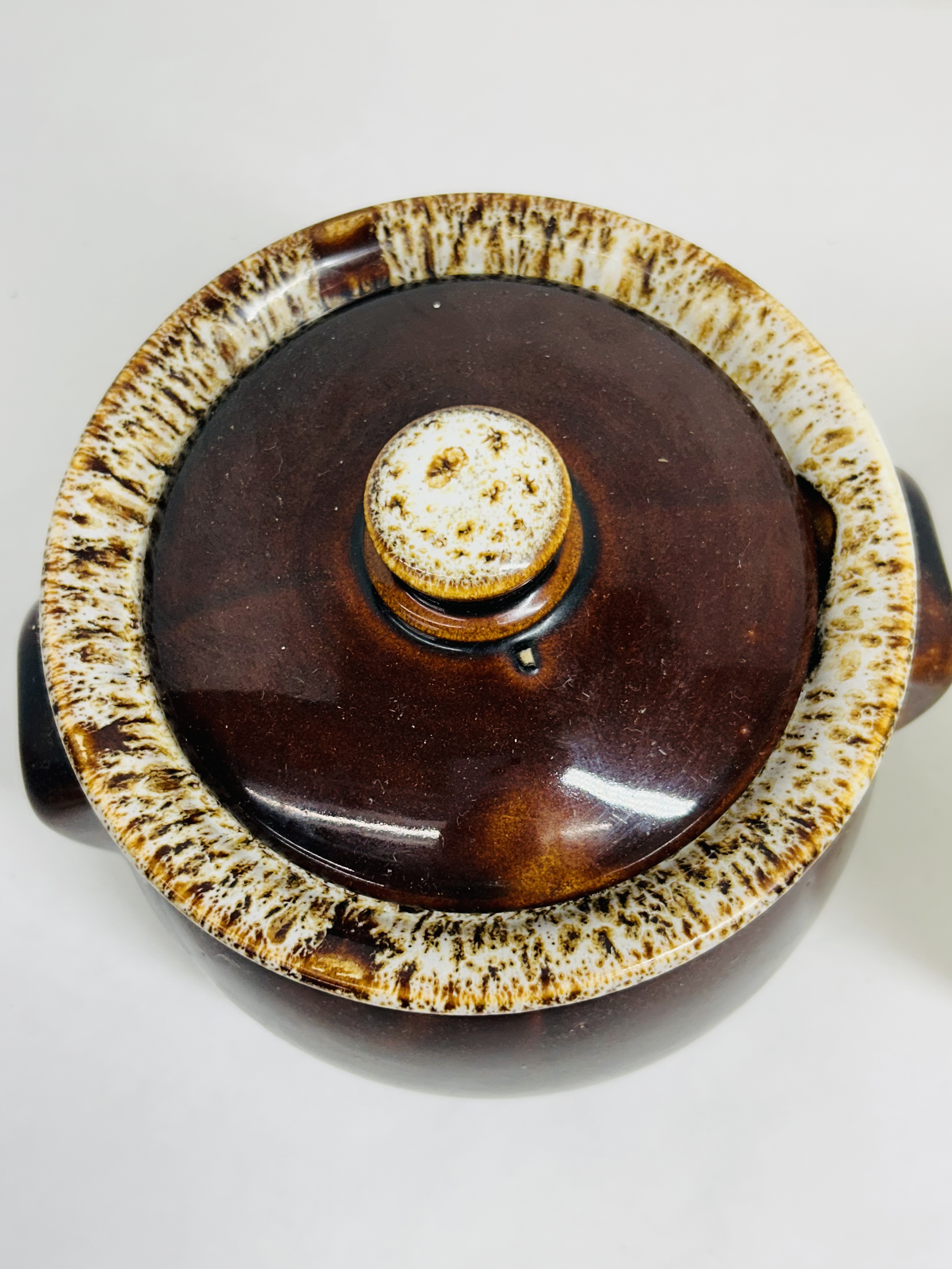 HULL STYLE AND PYREX KITCHENWARE, 1950
