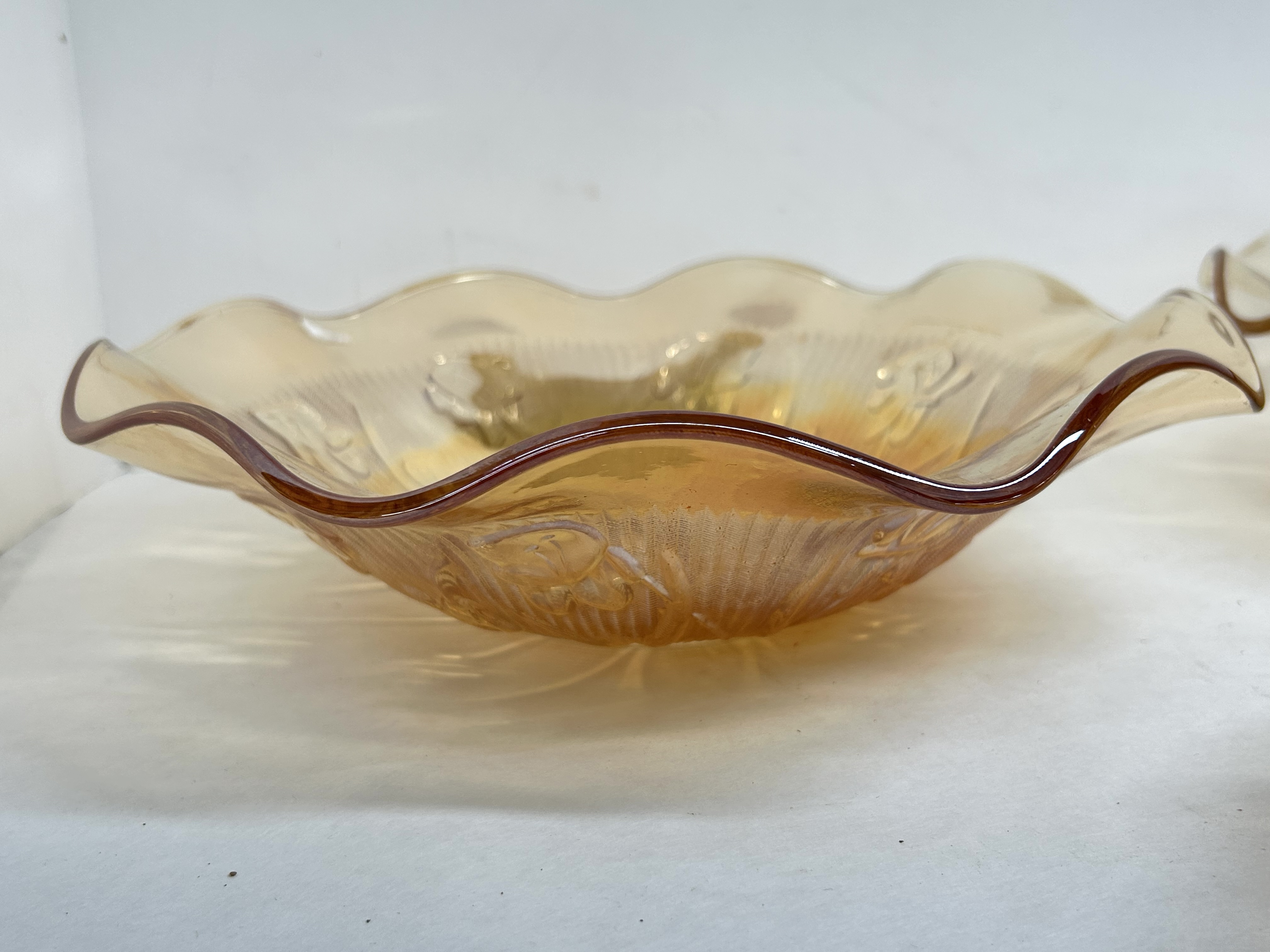 FIVE MARIGOLD IRIDESCENT GLASS BOWLS, C. 1930-1950