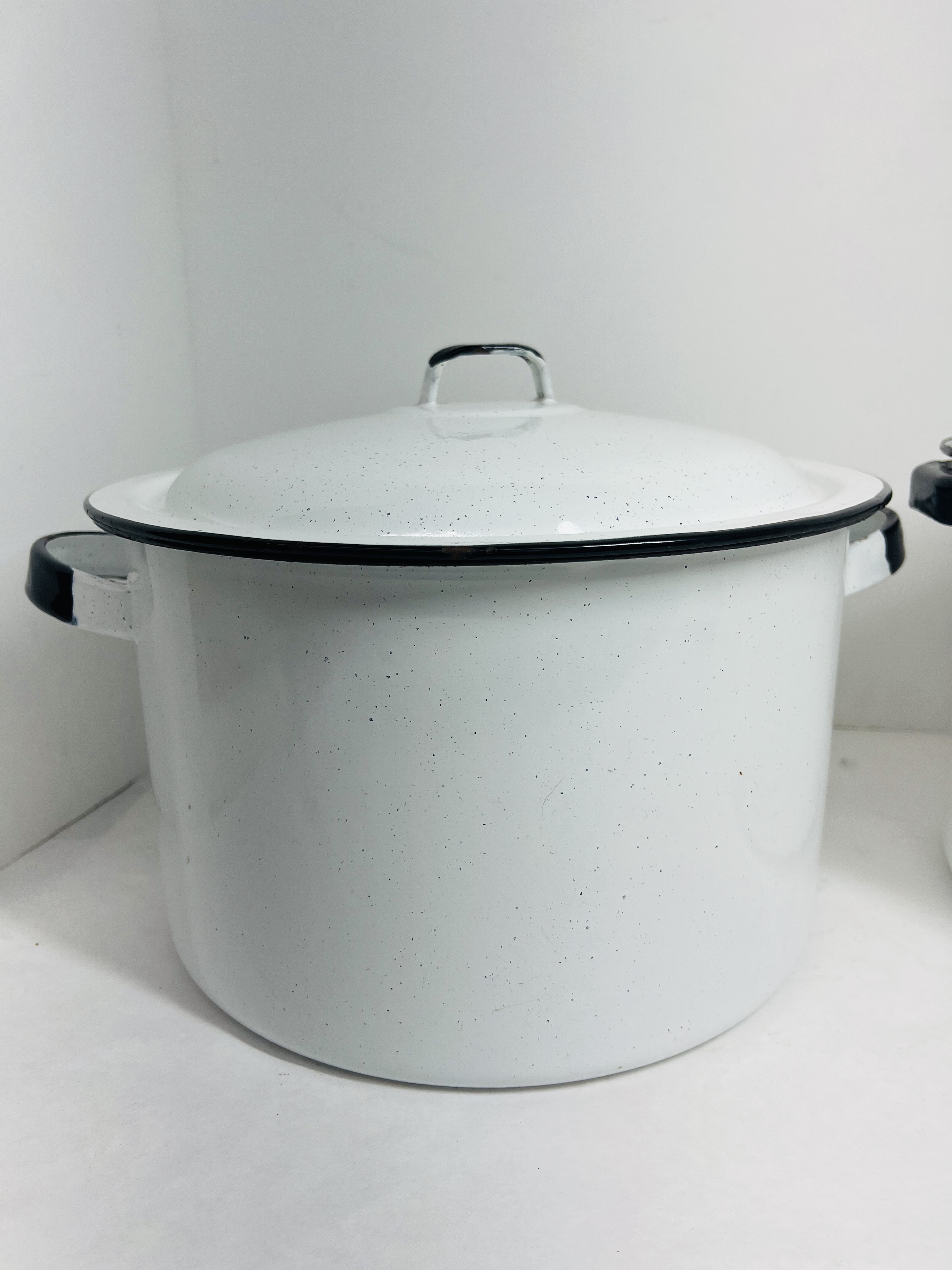 TWO WHITE ENAMELWARE STOCKPOTS VINTAGE