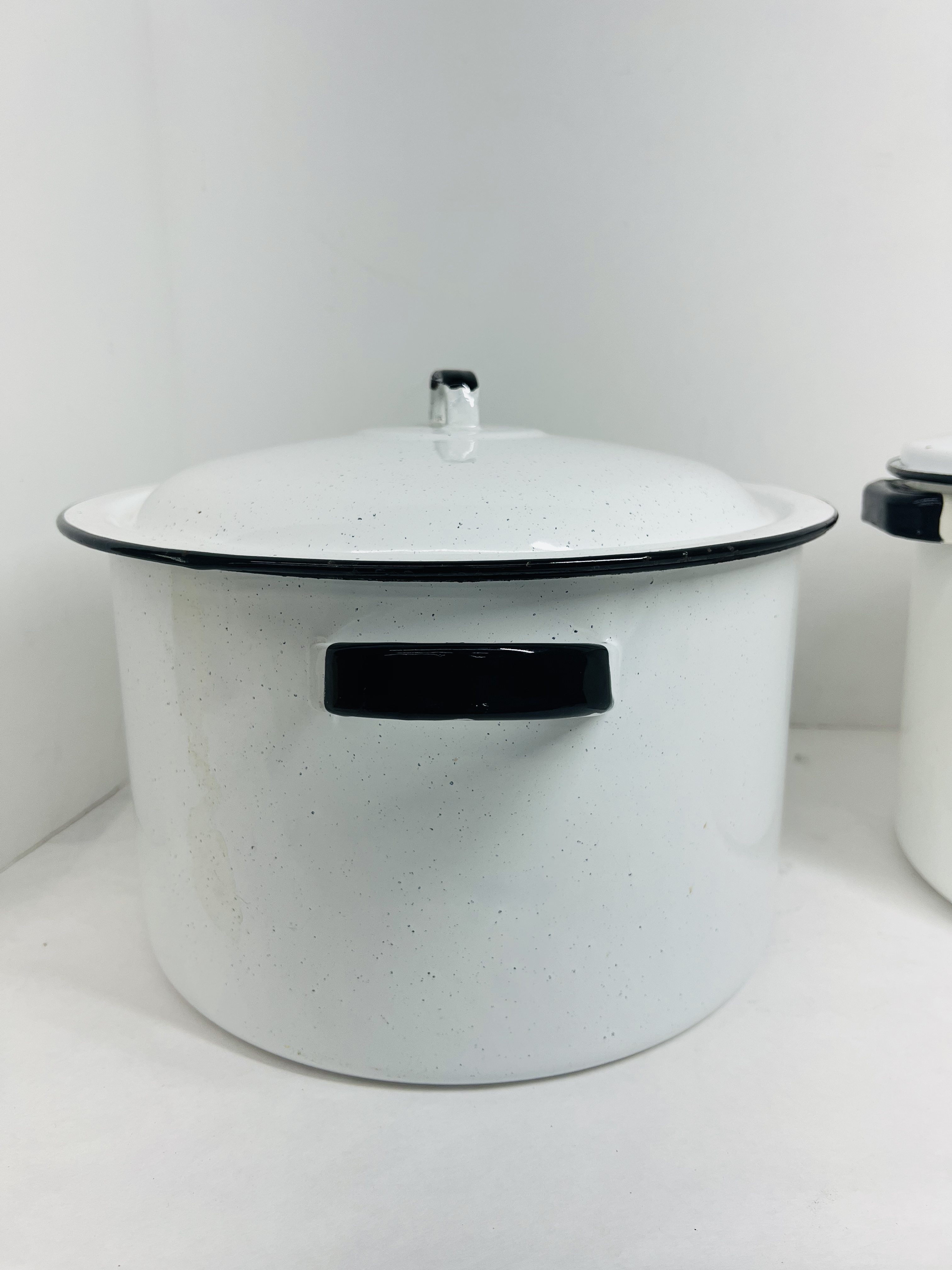 TWO WHITE ENAMELWARE STOCKPOTS VINTAGE