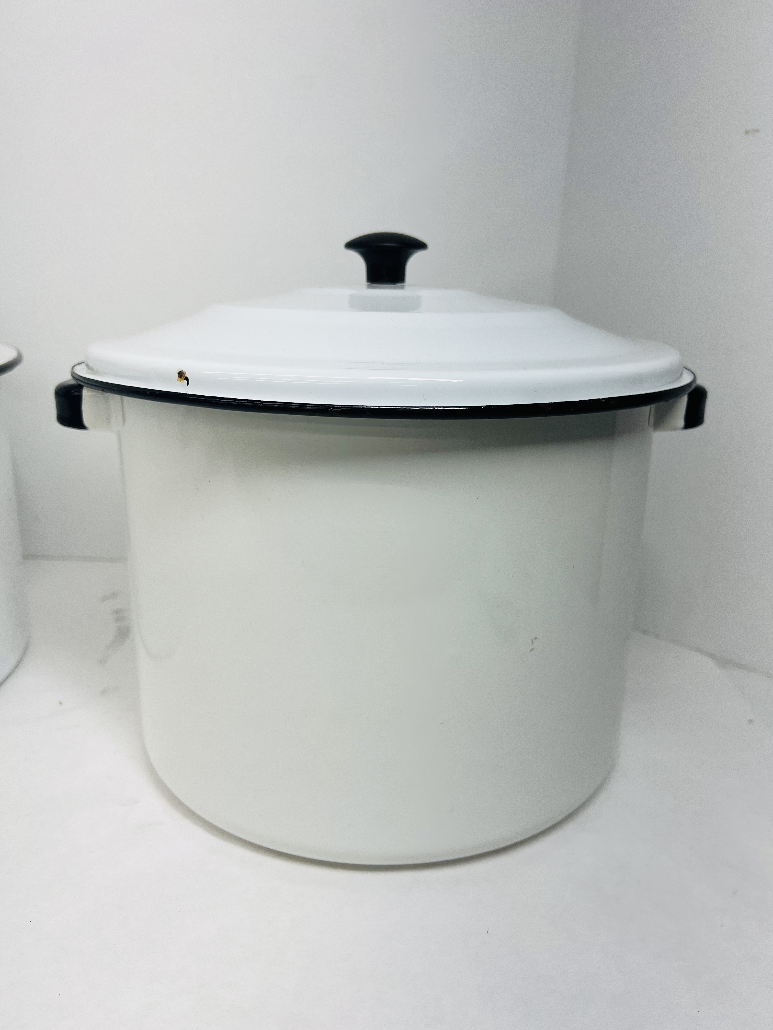 TWO WHITE ENAMELWARE STOCKPOTS VINTAGE