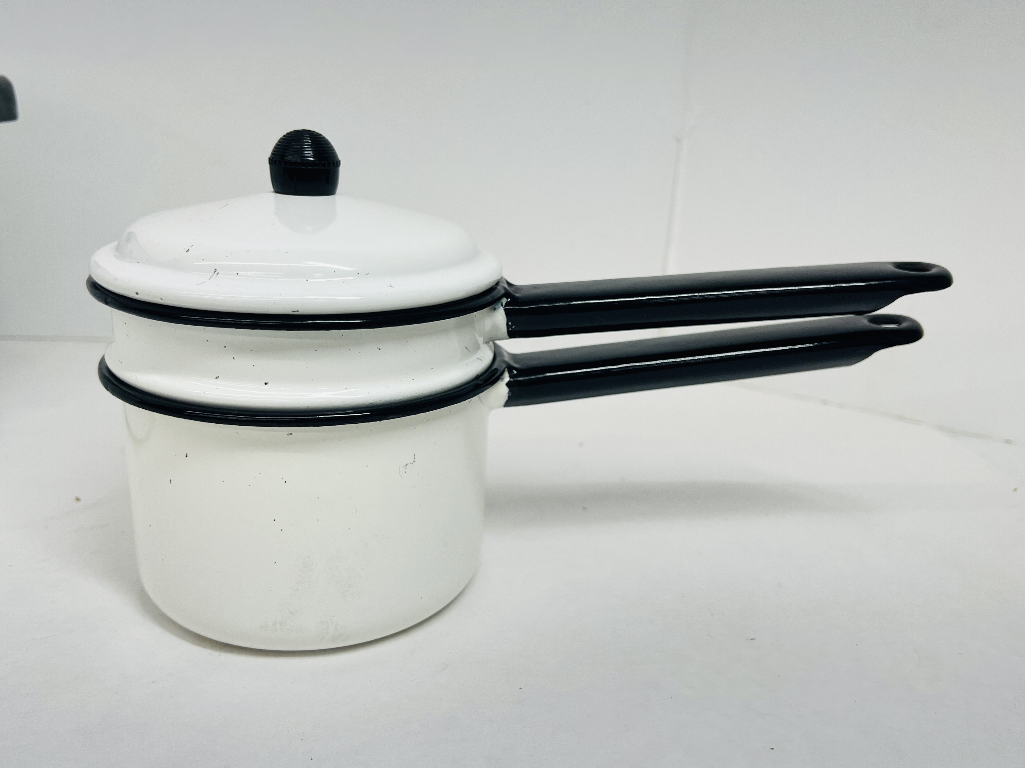 MID-CENTURY WHITE ENAMELWARE KITCHEN GROUP