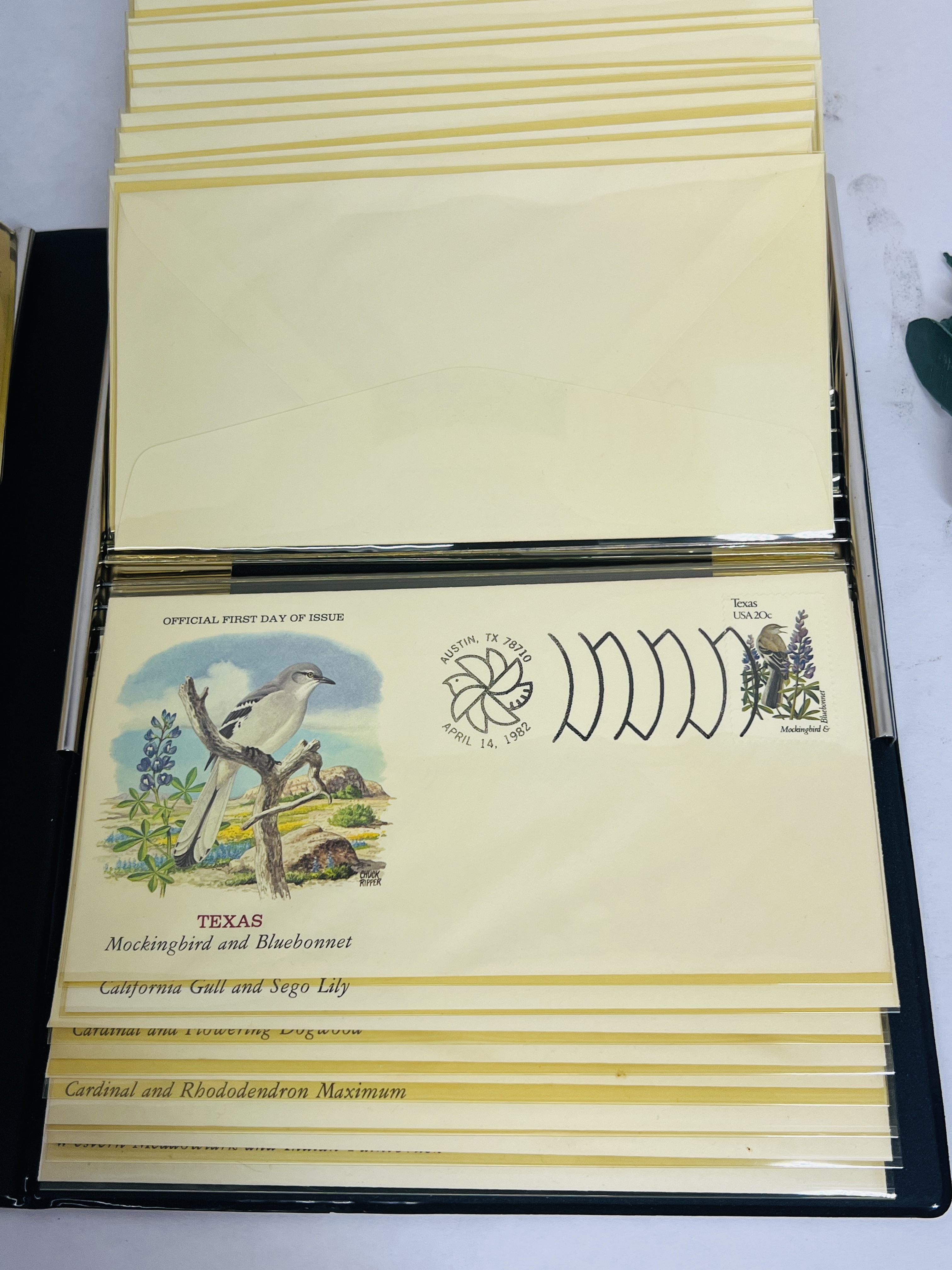 POSTAL COMMEMORATIVE SOCIETY ALBUM AND SOLDIERS, 1982
