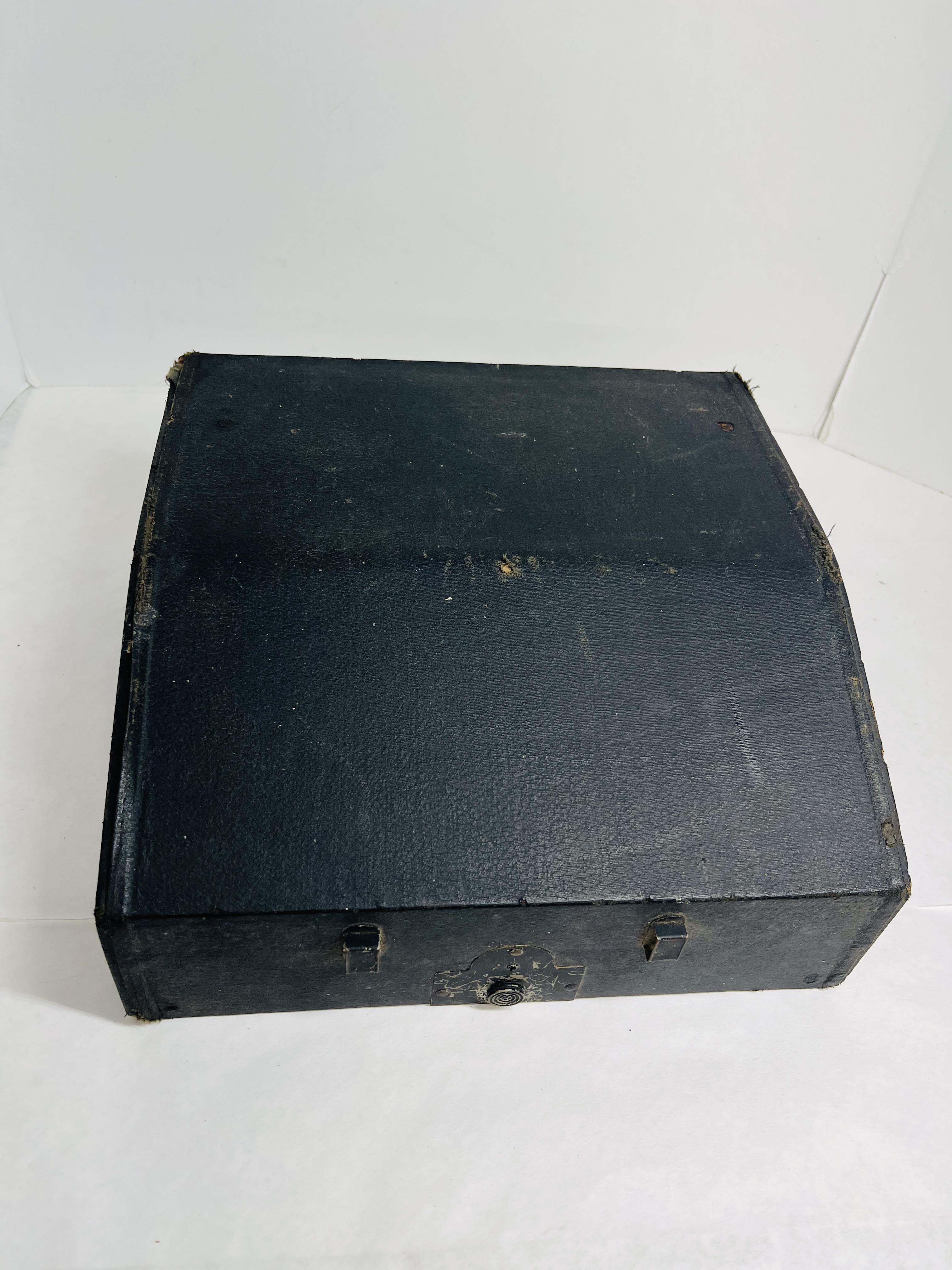 UNDERWOOD METAL PORTABLE TYPEWRITER, 1920S