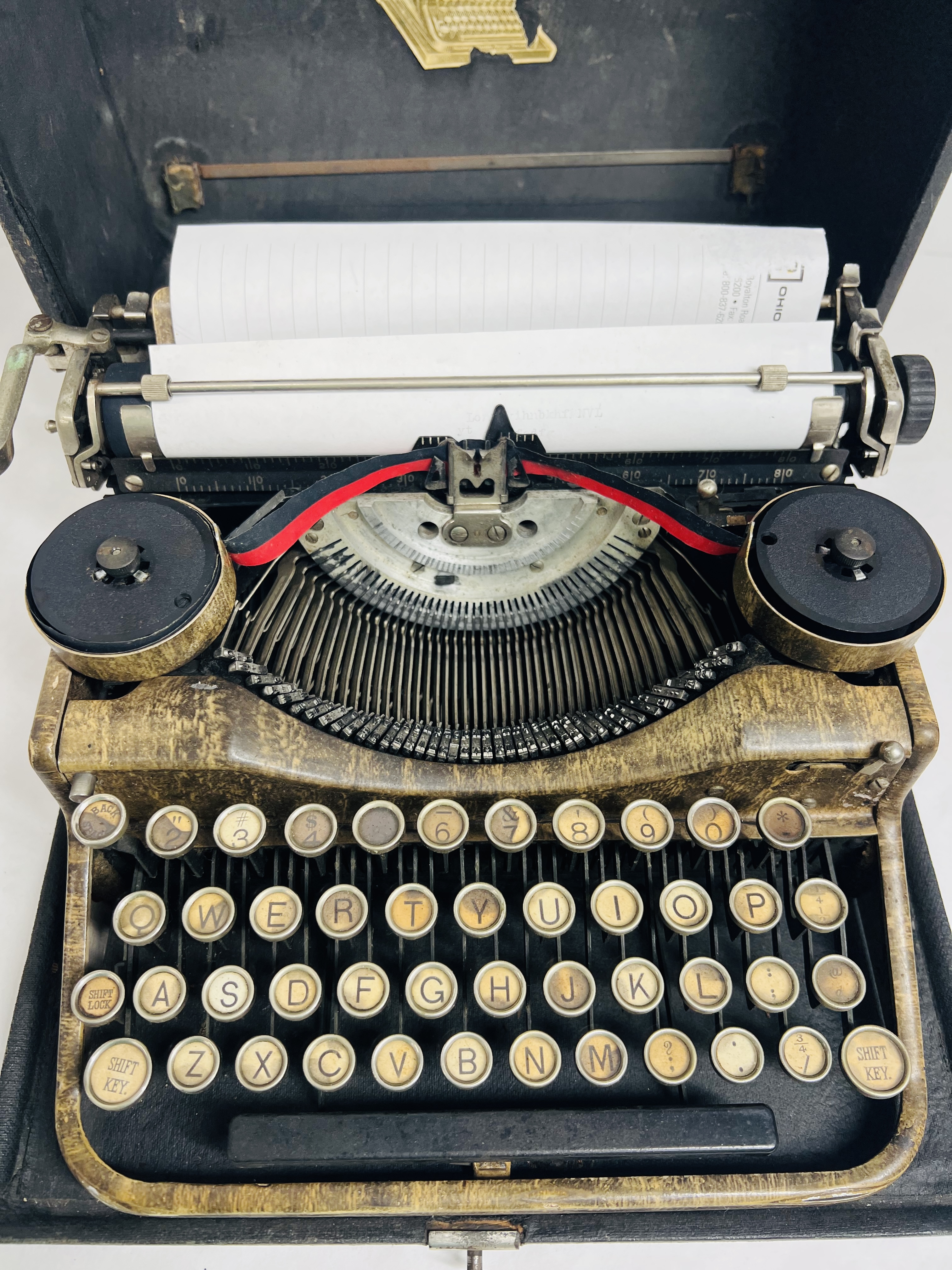 UNDERWOOD METAL PORTABLE TYPEWRITER, 1920S