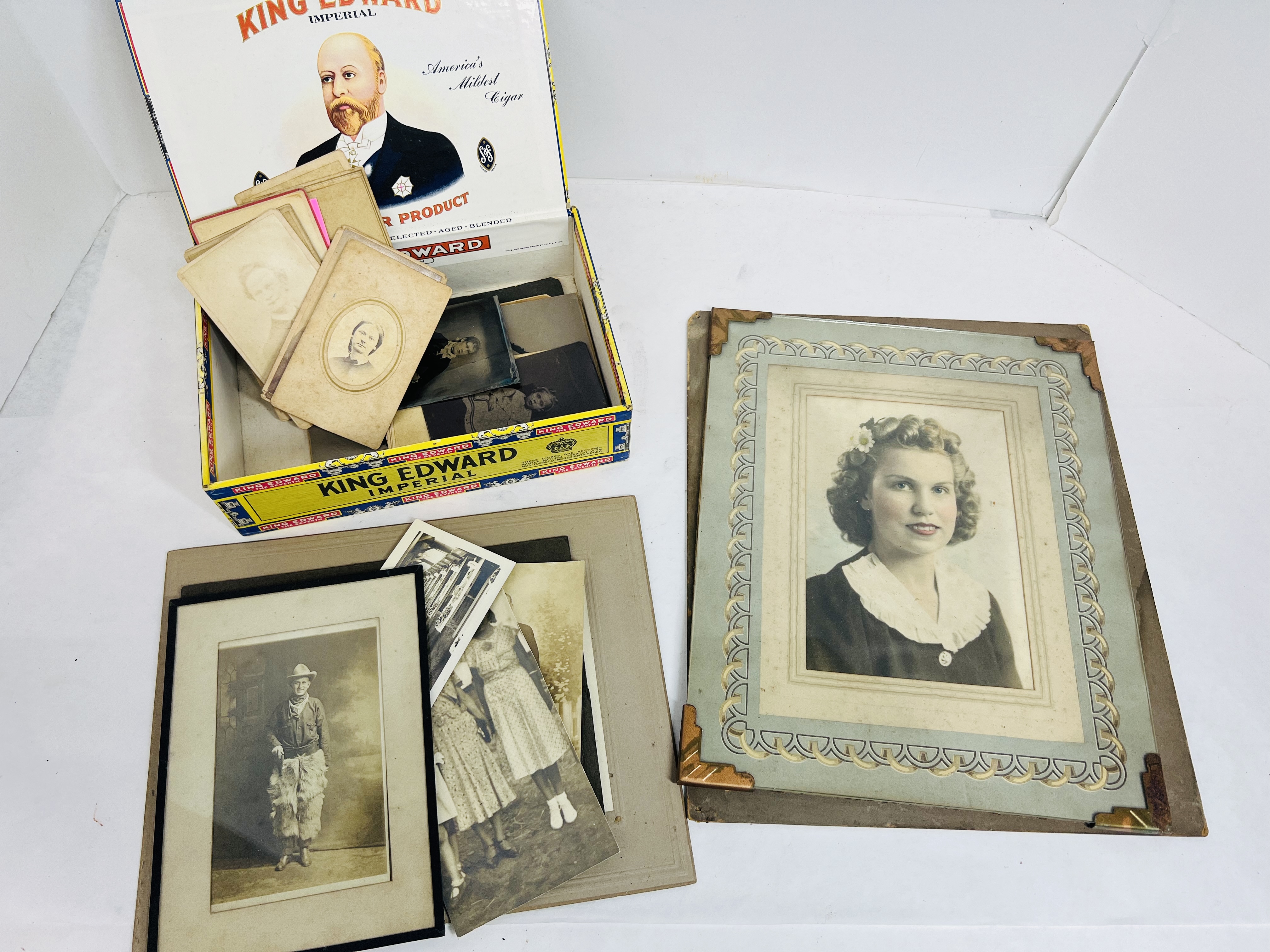 VARIOUS, PHOTOGRAPH AND EPHEMERA COLLECTION, 1880-1950