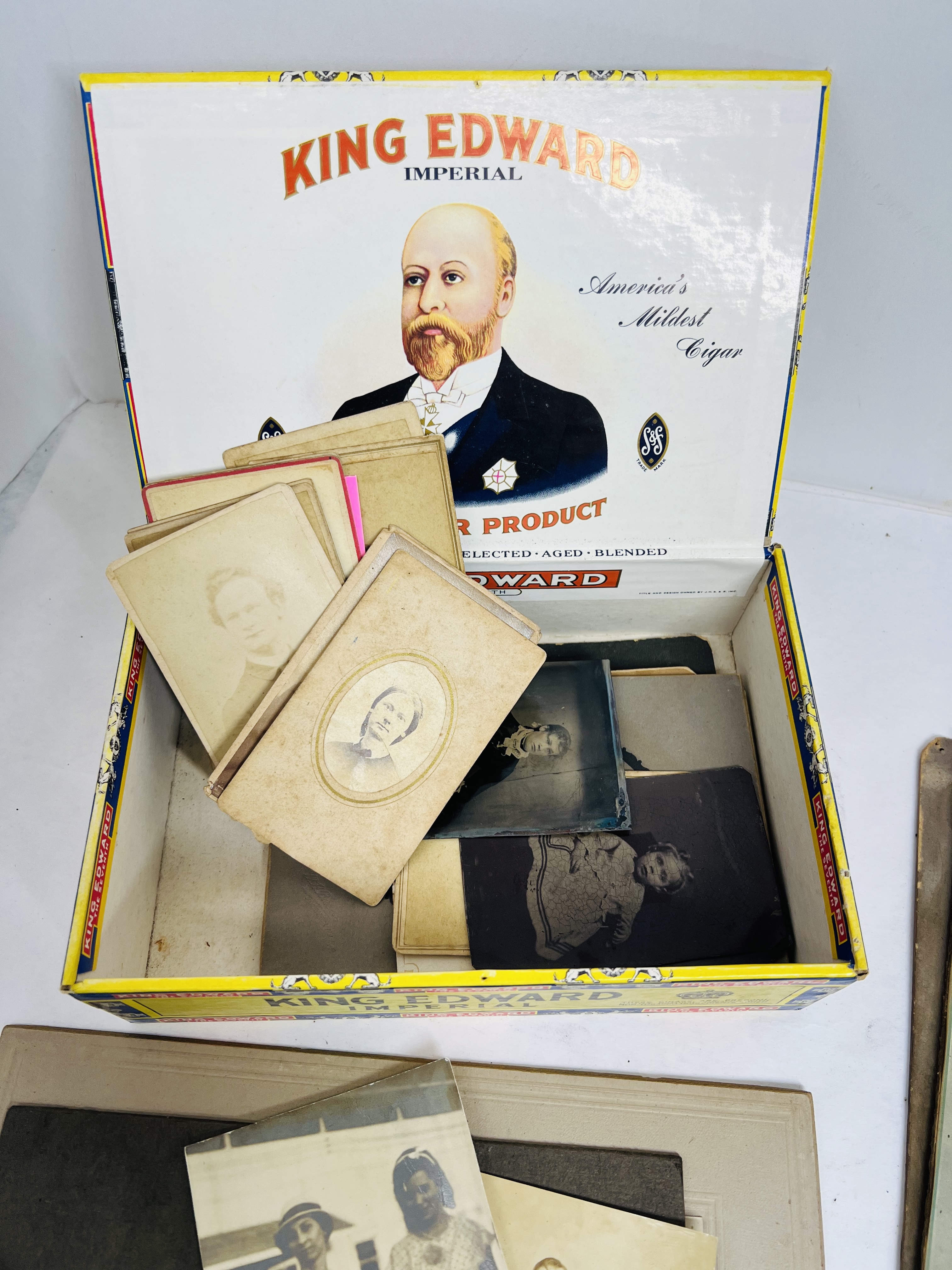 VARIOUS, PHOTOGRAPH AND EPHEMERA COLLECTION, 1880-1950