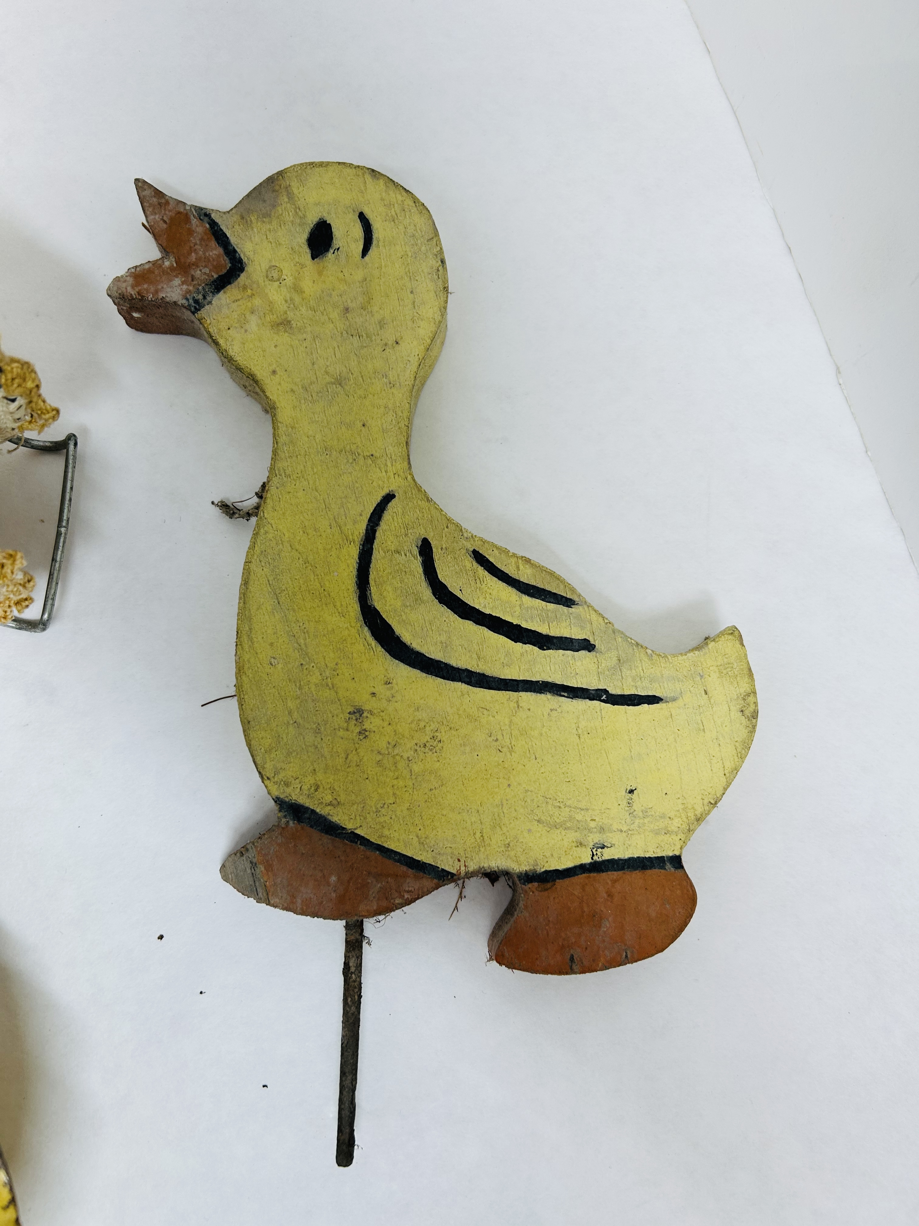 AMERICANA DECORATIVE HOUSEHOLD OBJECTS, 20TH CENTURY