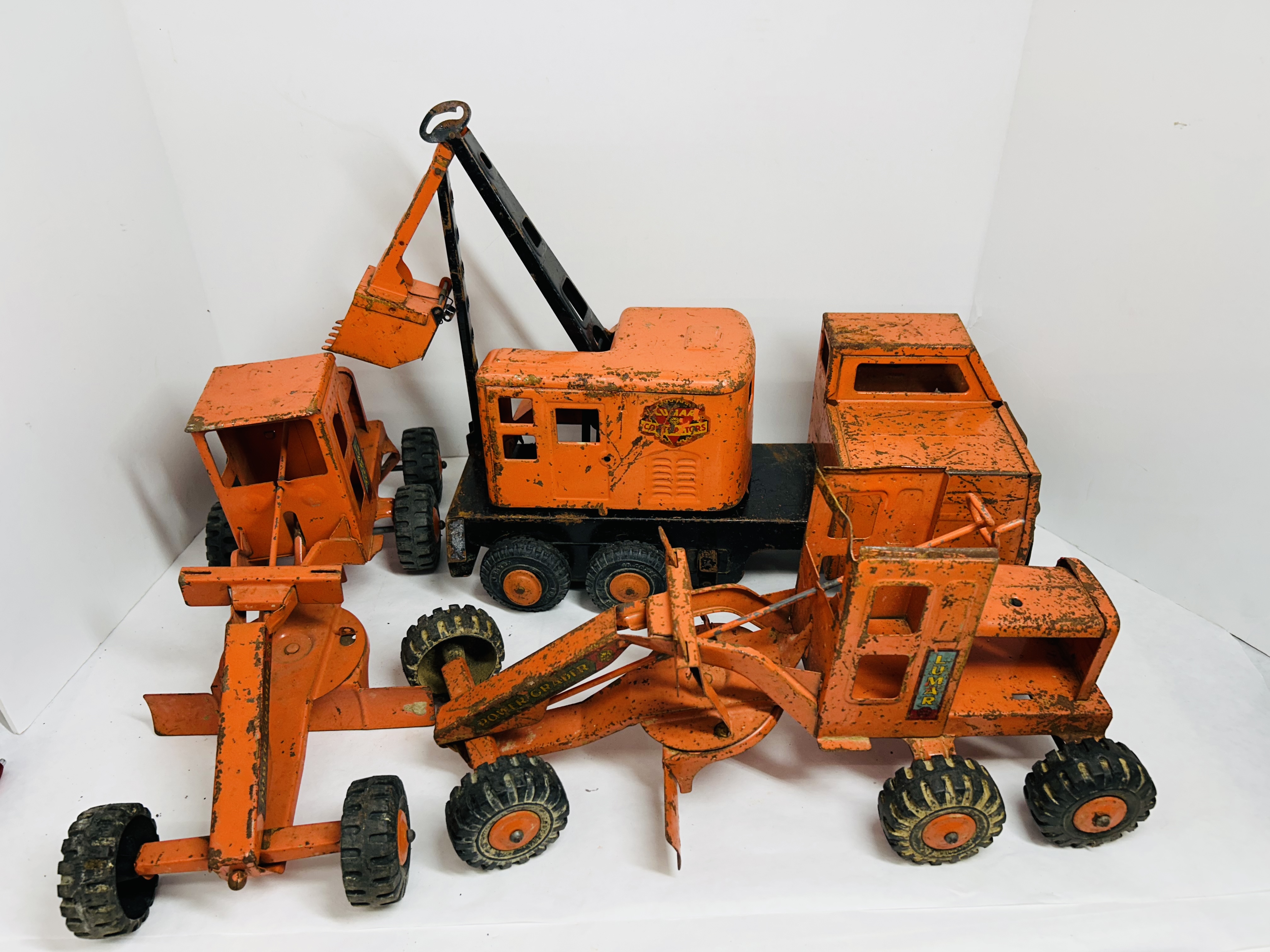 MARX LUMAR PRESSED STEEL CONSTRUCTION TOYS