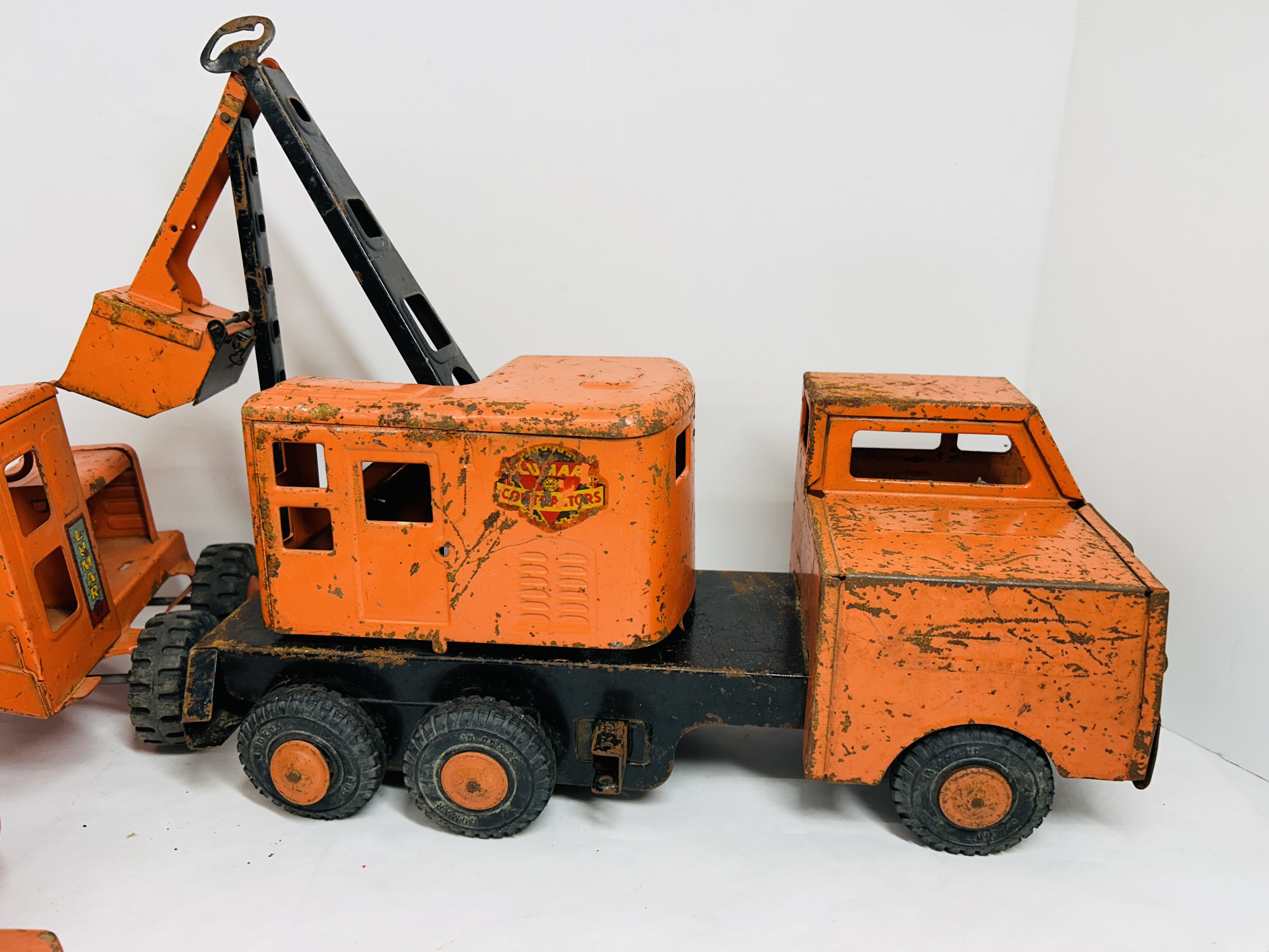 MARX LUMAR PRESSED STEEL CONSTRUCTION TOYS
