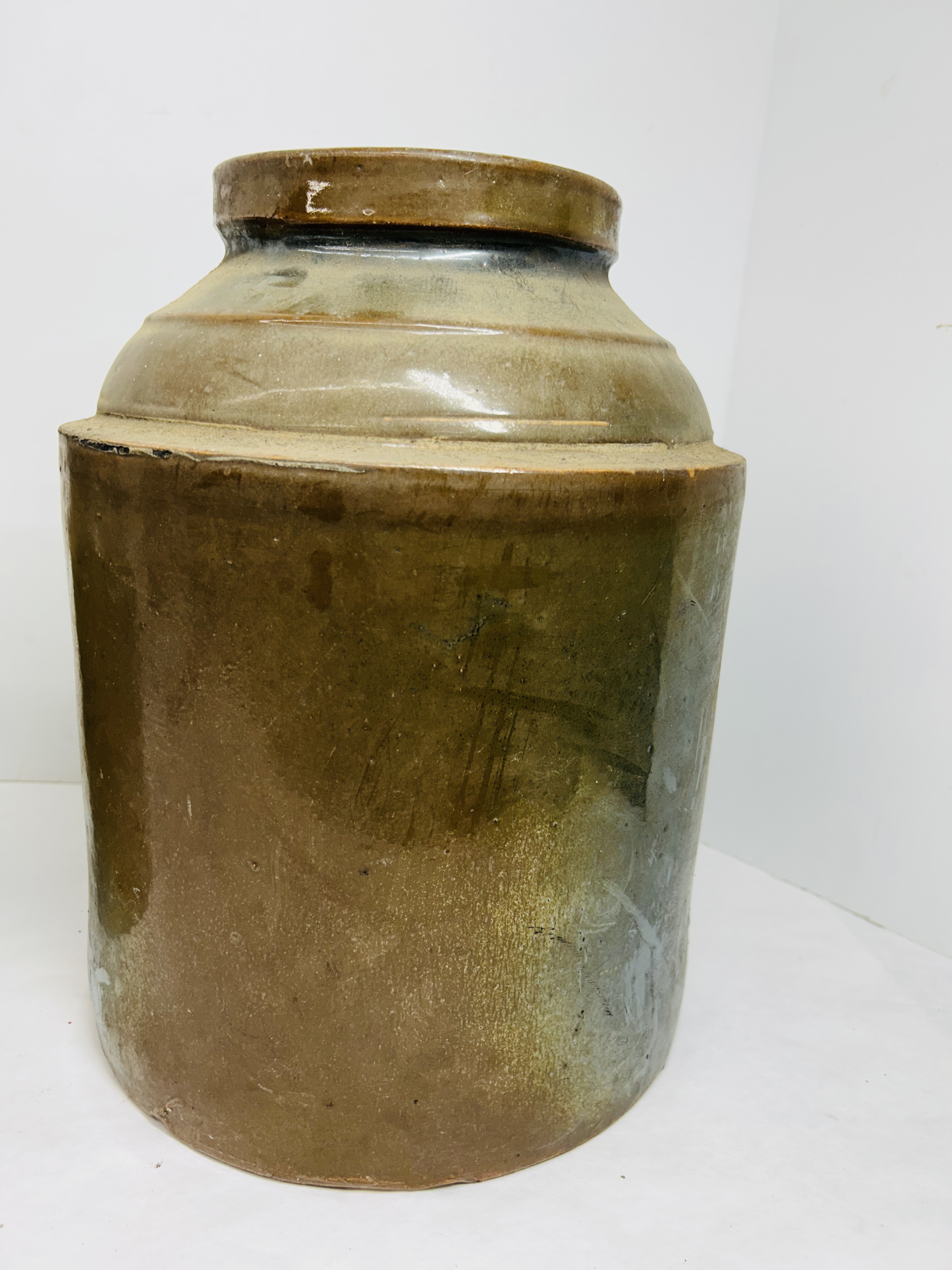 TWO AMERICAN STONEWARE JARS, 19TH CENTURY