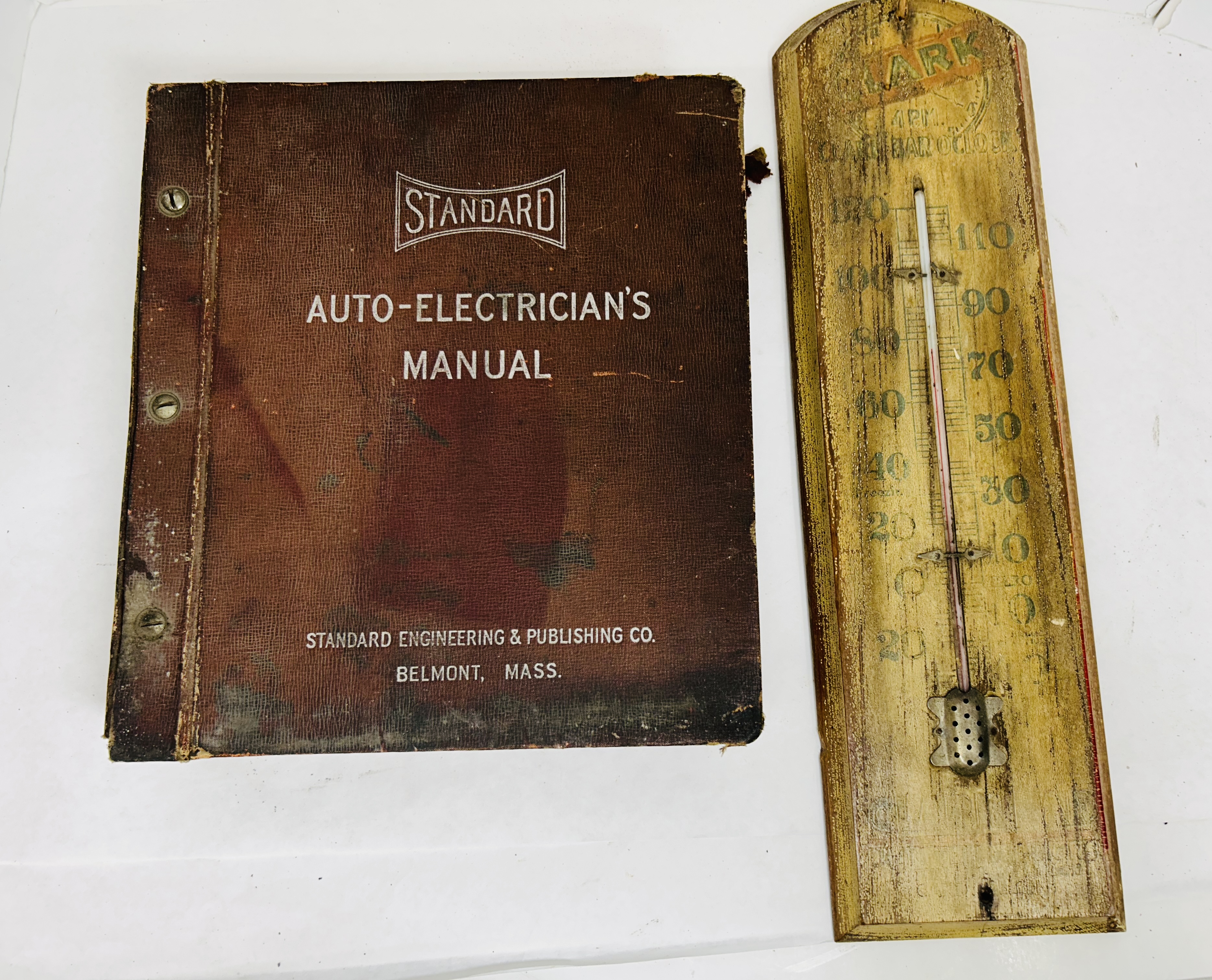 STANDARD MANUAL AND LARK WOOD THERMOMETER, 1933