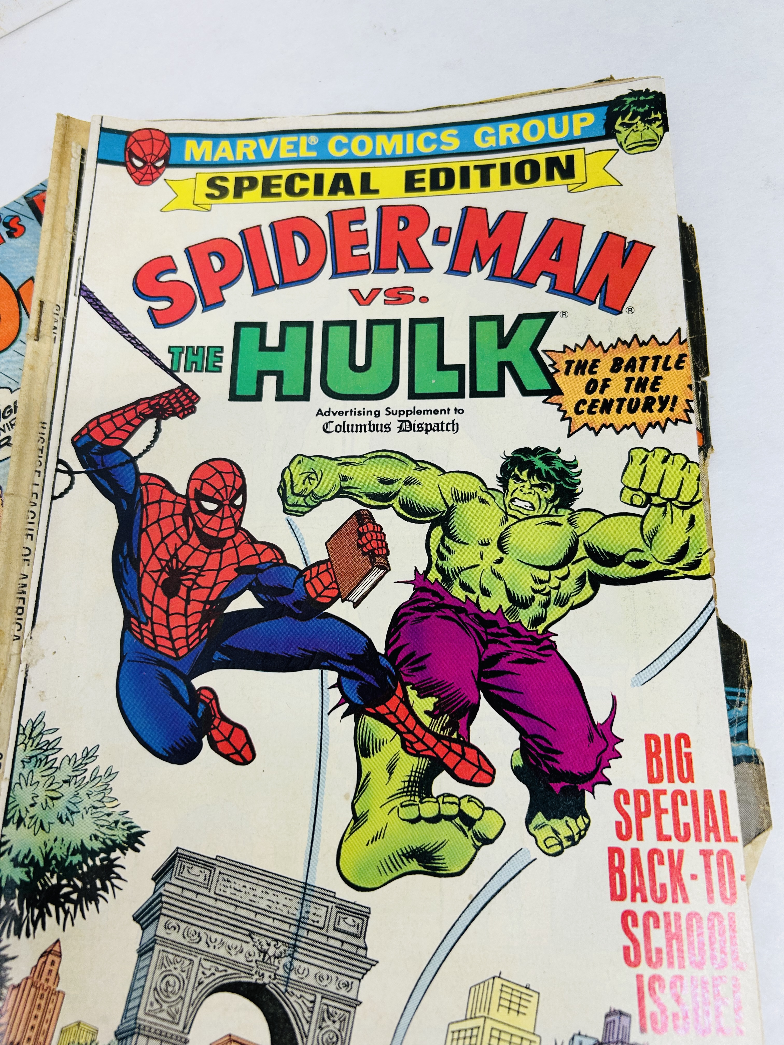 DC AND MARVEL COMIC BOOKS, 1970