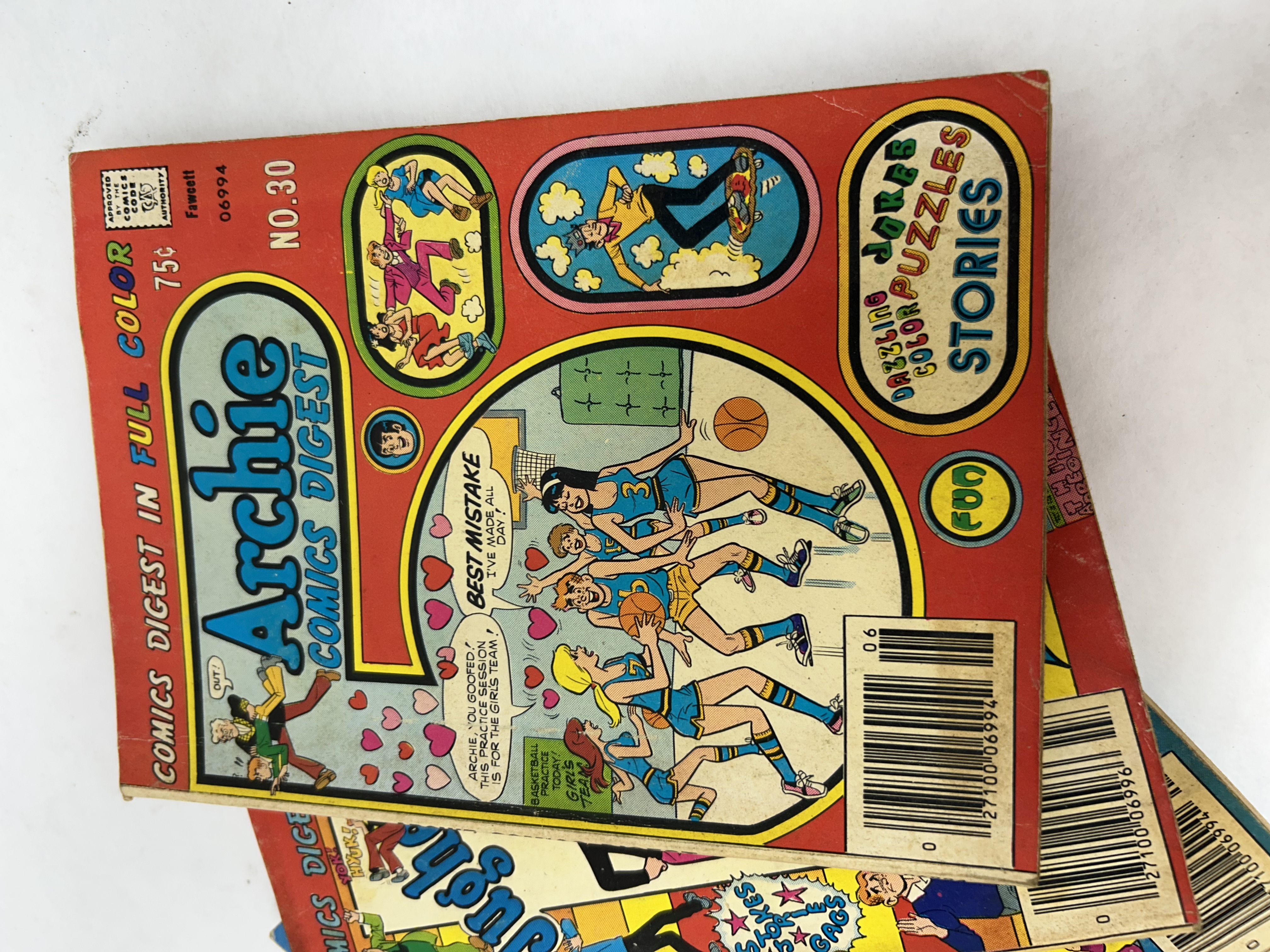 ARCHIE PUBLICATIONS, SIX VINTAGE DIGESTS, 1970S