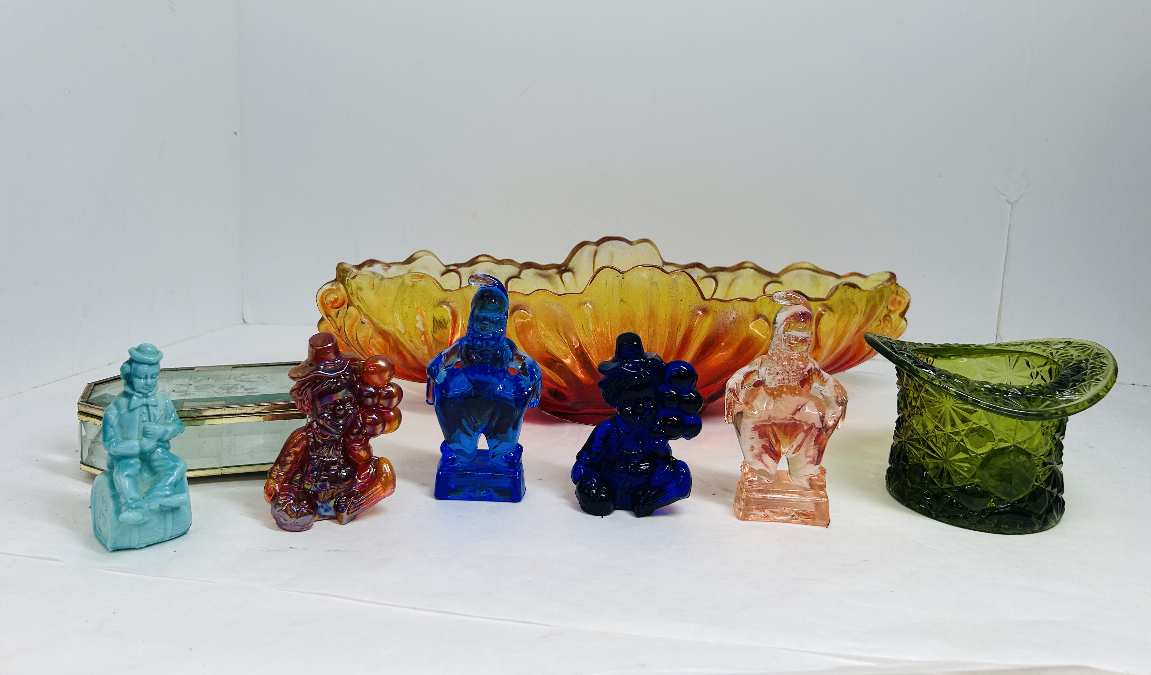 DECORATIVE ART GLASS COLLECTION