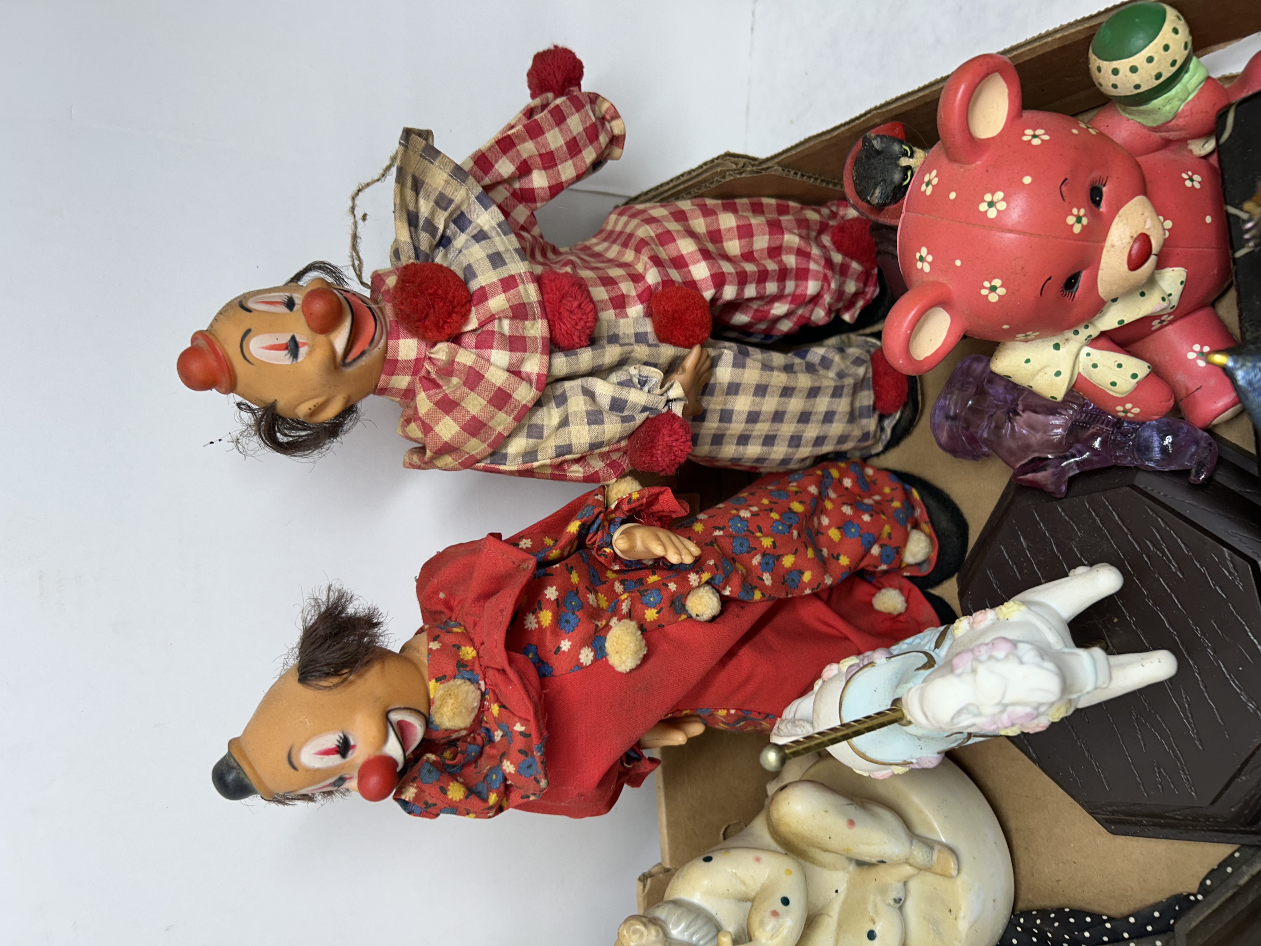 VARIOUS CLOWN FIGURINES