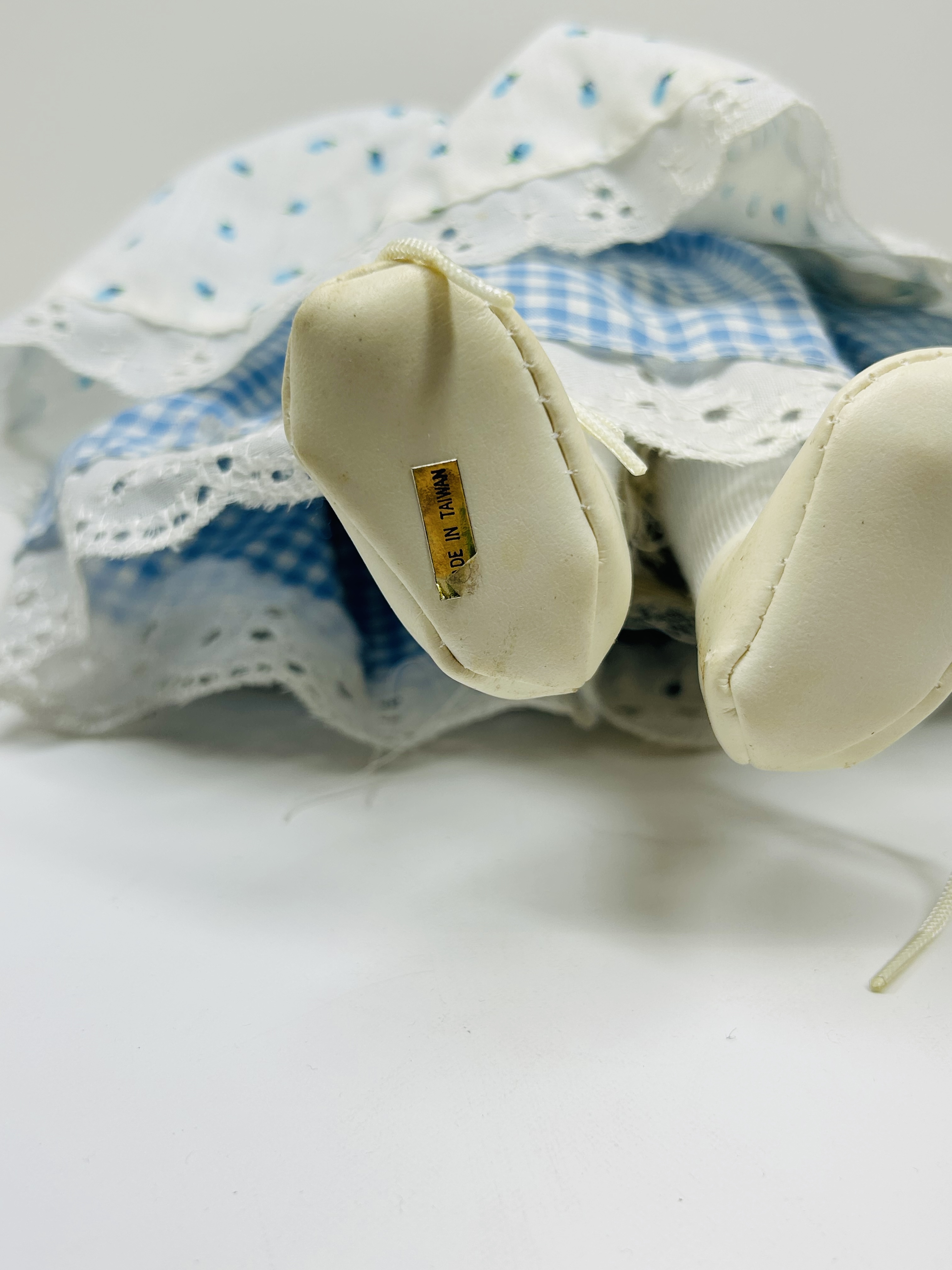 TAIWAN BISQUE PORCELAIN DOLL, 1990