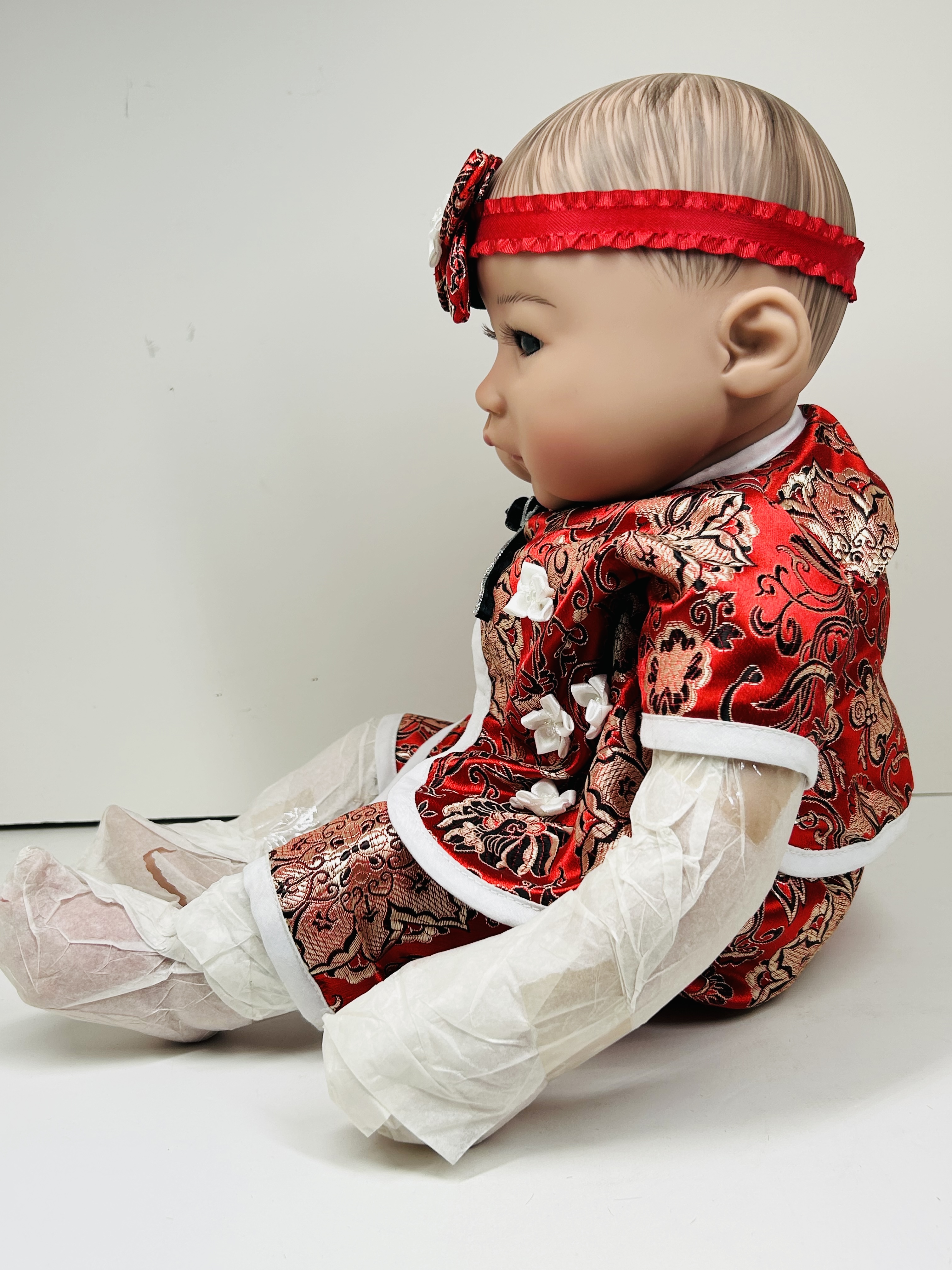 PARADISE GALLERIES MEI DOLL, MODERN