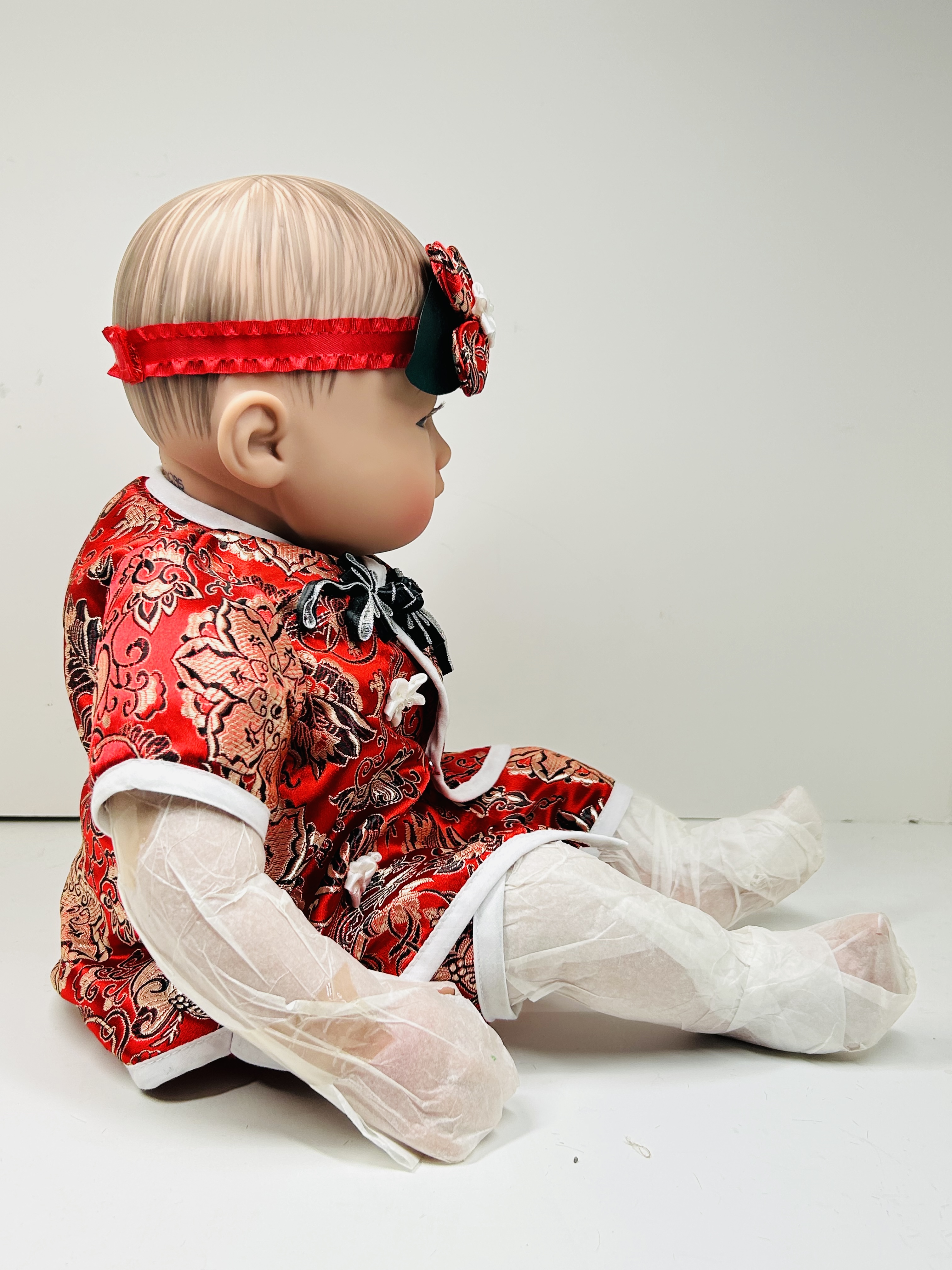 PARADISE GALLERIES MEI DOLL, MODERN