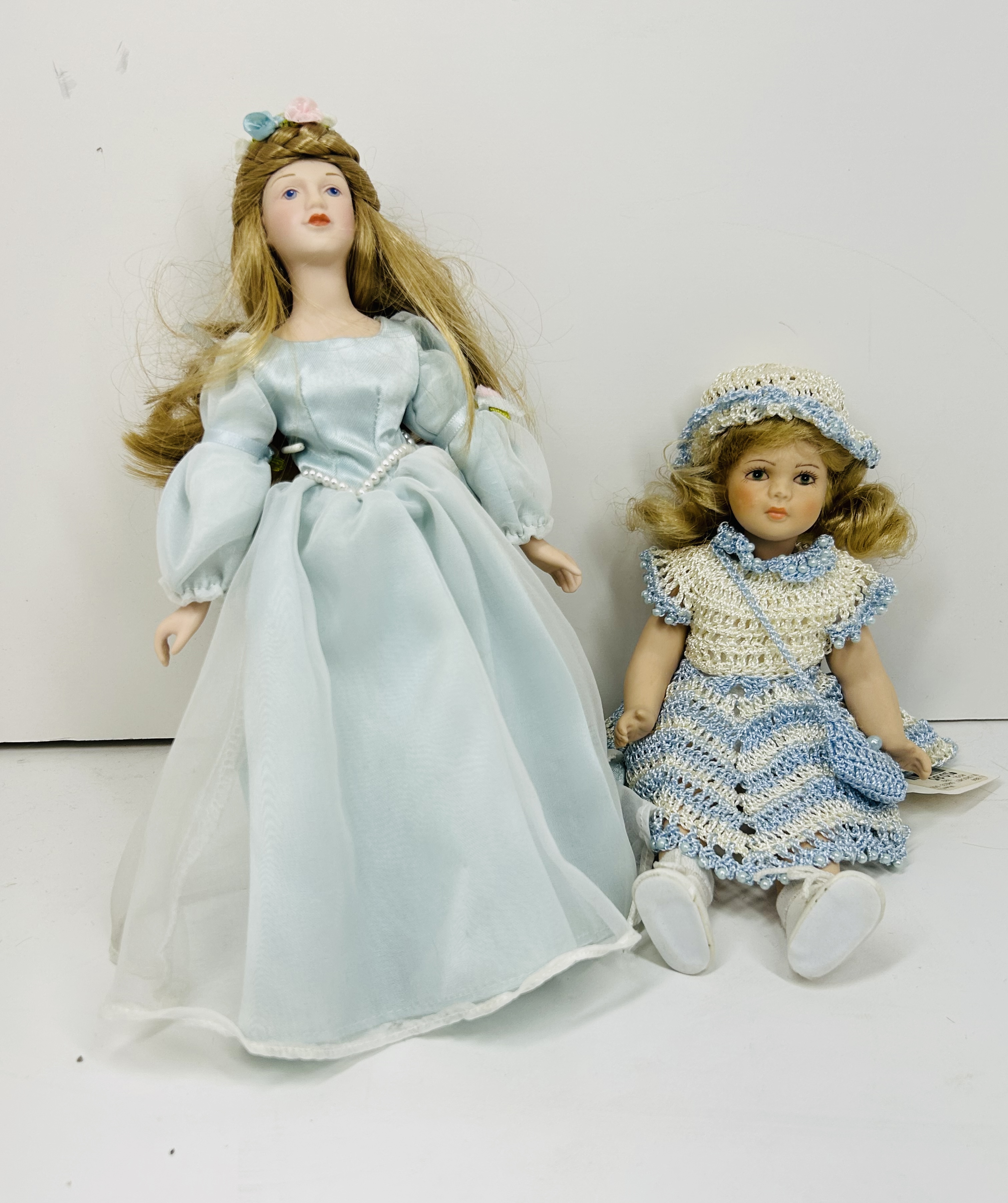 AVON CINDERELLA AND PORCELAIN DOLLS, 1980S
