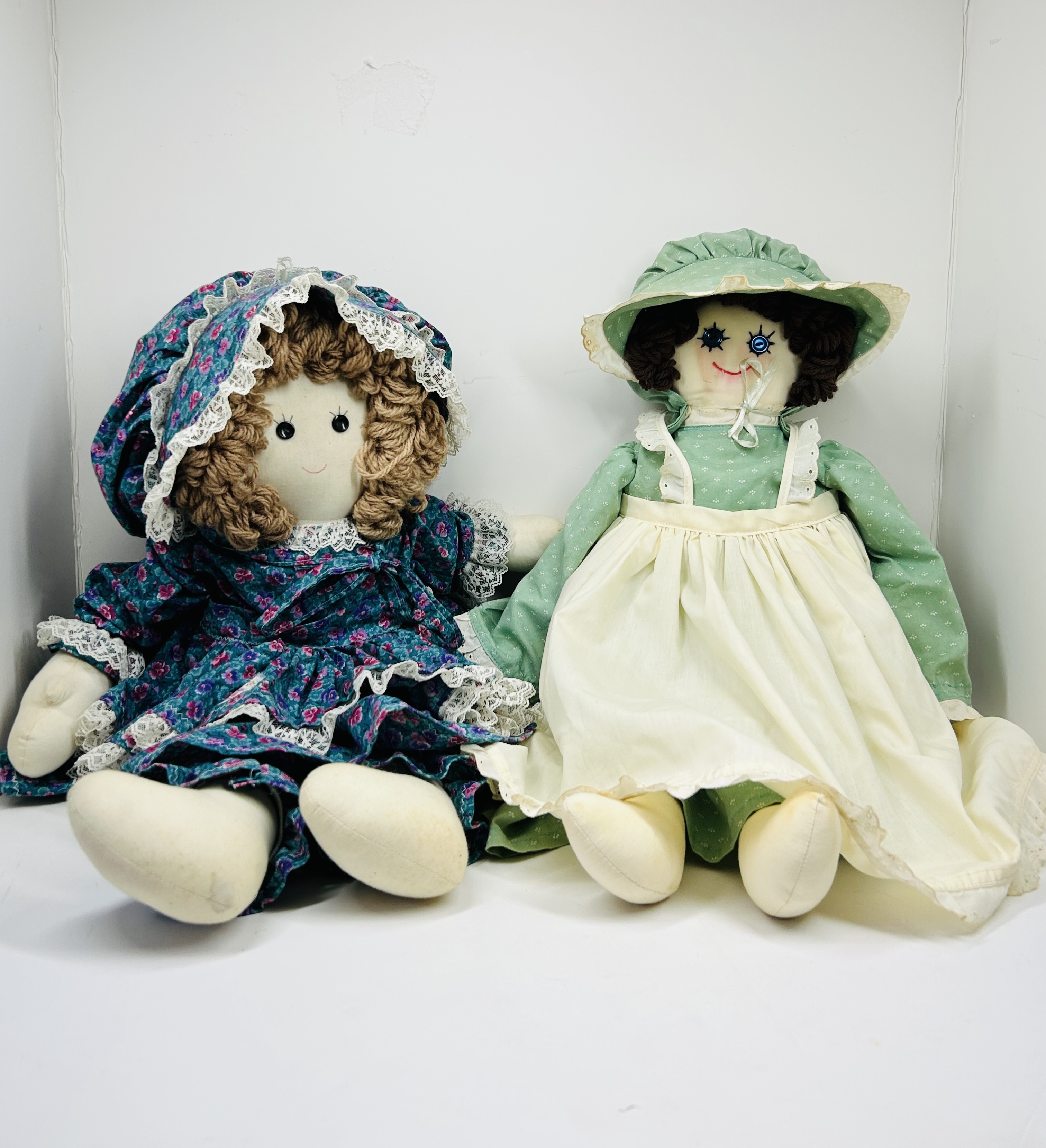 PAIR PRAIRIE STYLE CLOTH DOLLS, CIRCA 1980