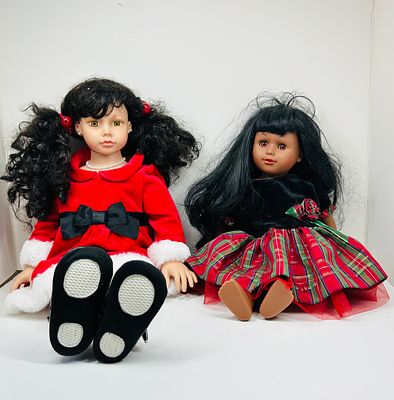 GI-GO TOYS HOLIDAY DOLLS, VINYL, CIRCA 2000. Pair of vinyl and cloth holiday dolls produced by 