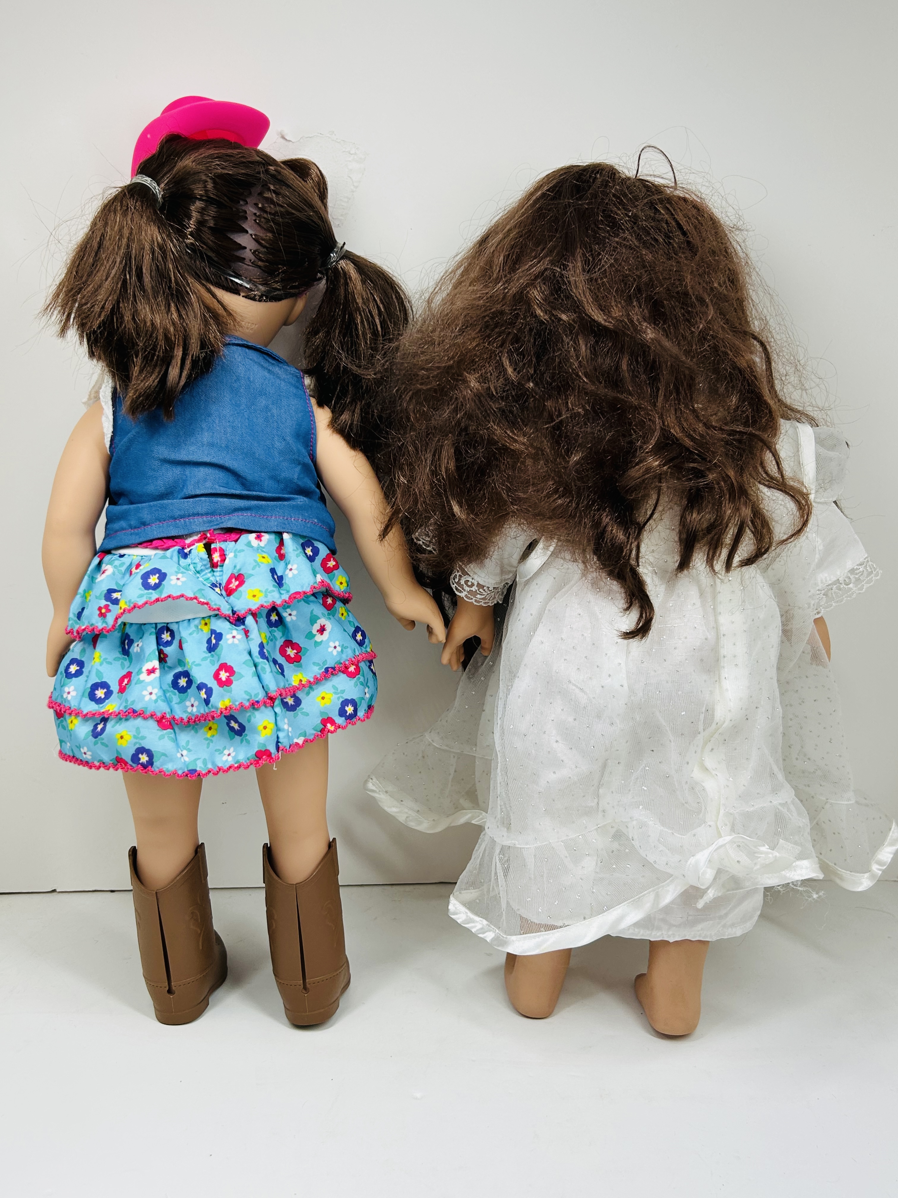 CITITOY TWO VINYL POSEABLE DOLLS, 2013