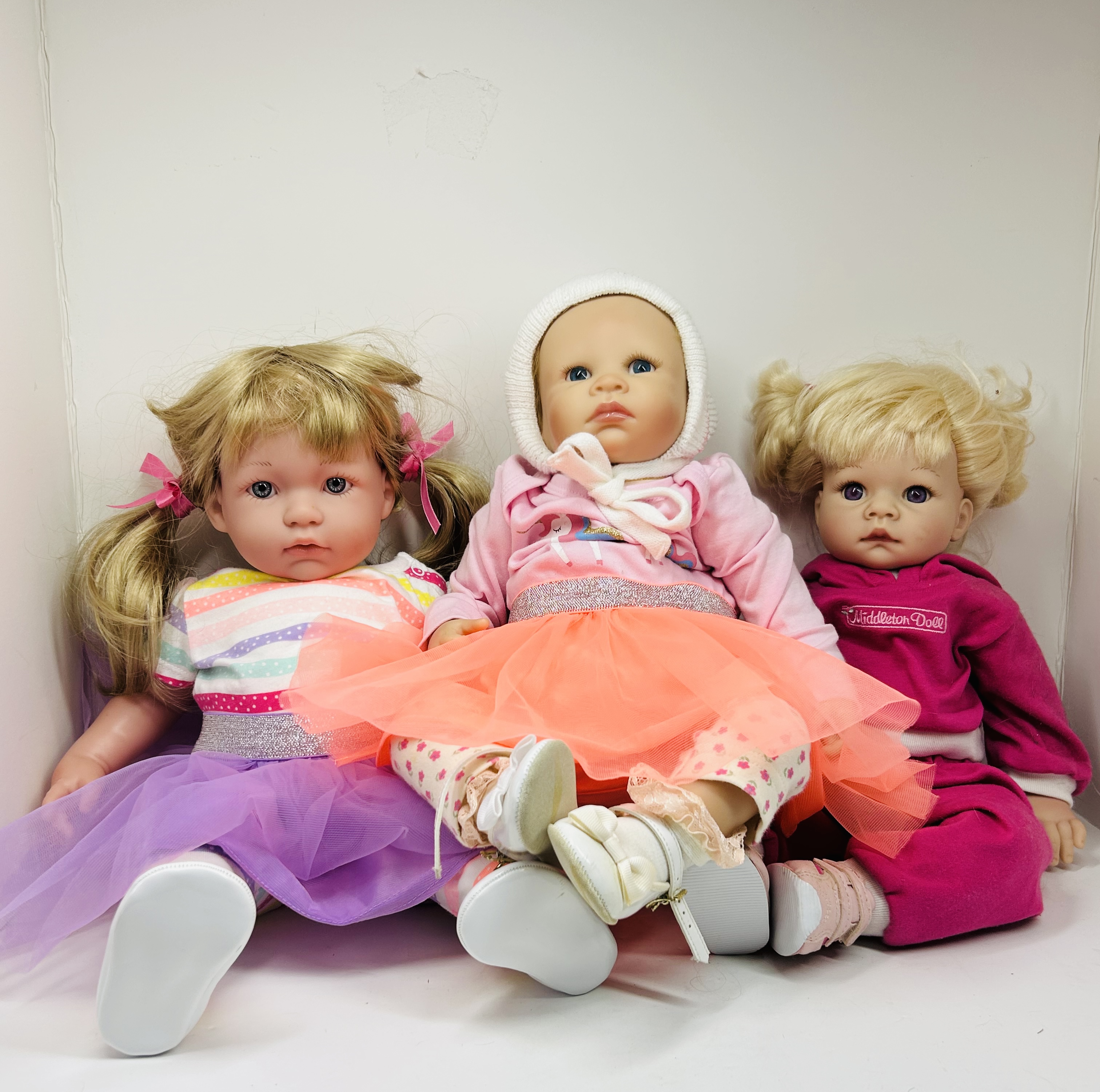 MIDDLETON, ASHTON-DRAKE, BERENGUER VINYL DOLLS, 2000