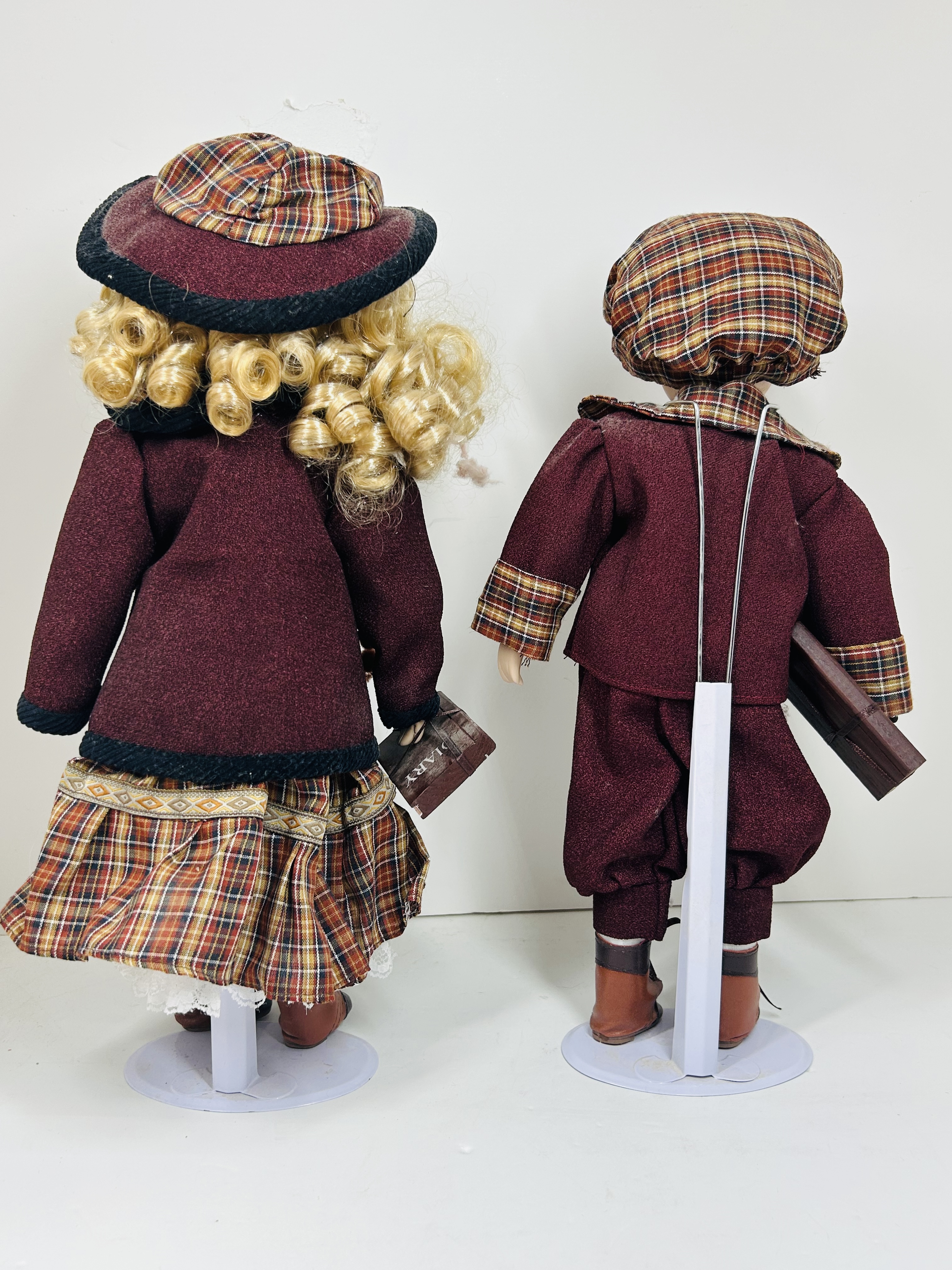 UNIQUE LIMITED EDITION PORCELAIN DOLLS