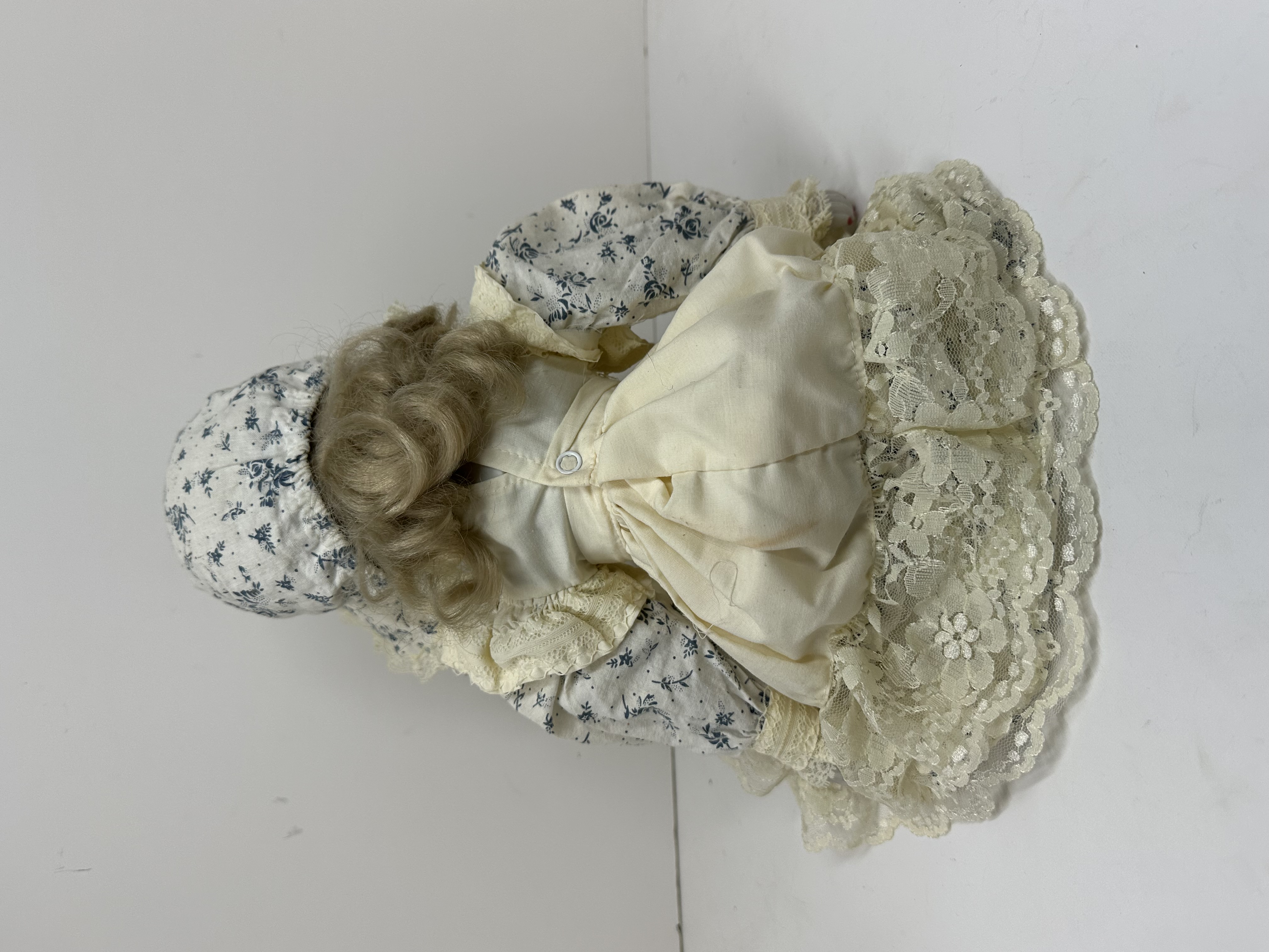 CORINN'S DAWN PORCELAIN DOLL 1989