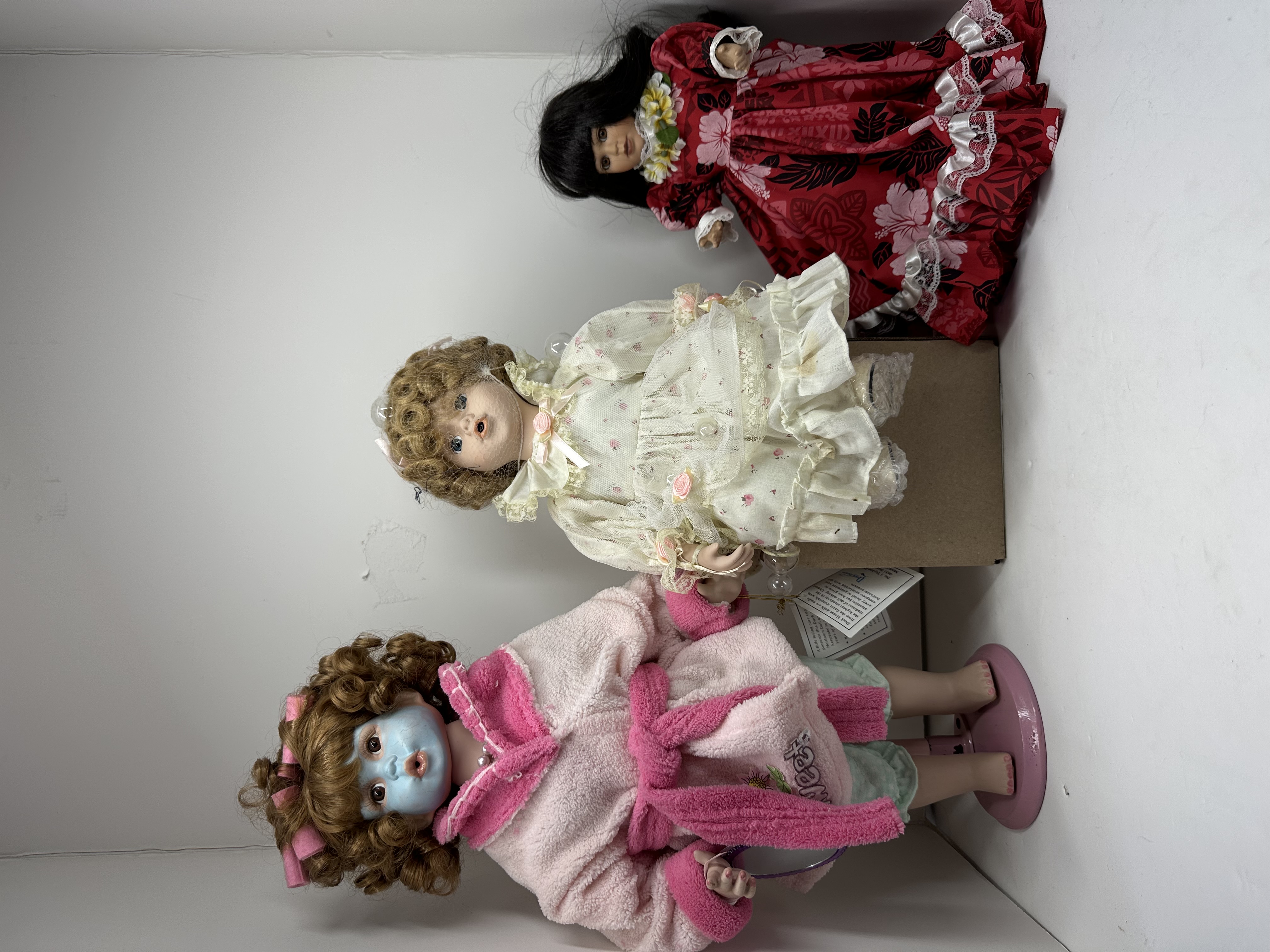 DUCK HOUSE THREE PORCELAIN DOLLS CONTEMPORARY