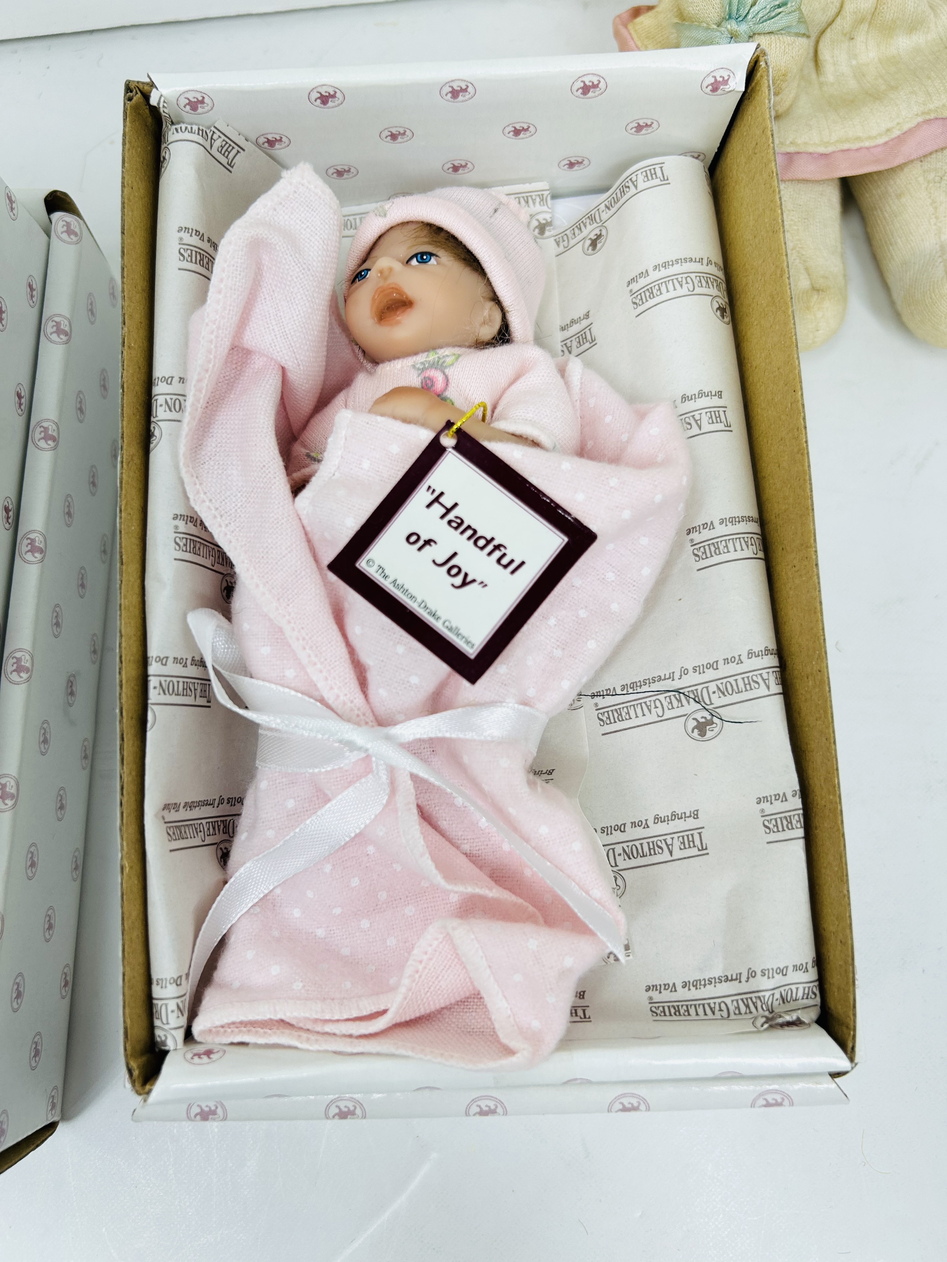 ASHTON-DRAKE AND VINTAGE DOLLS, 20TH/21ST CENTURY