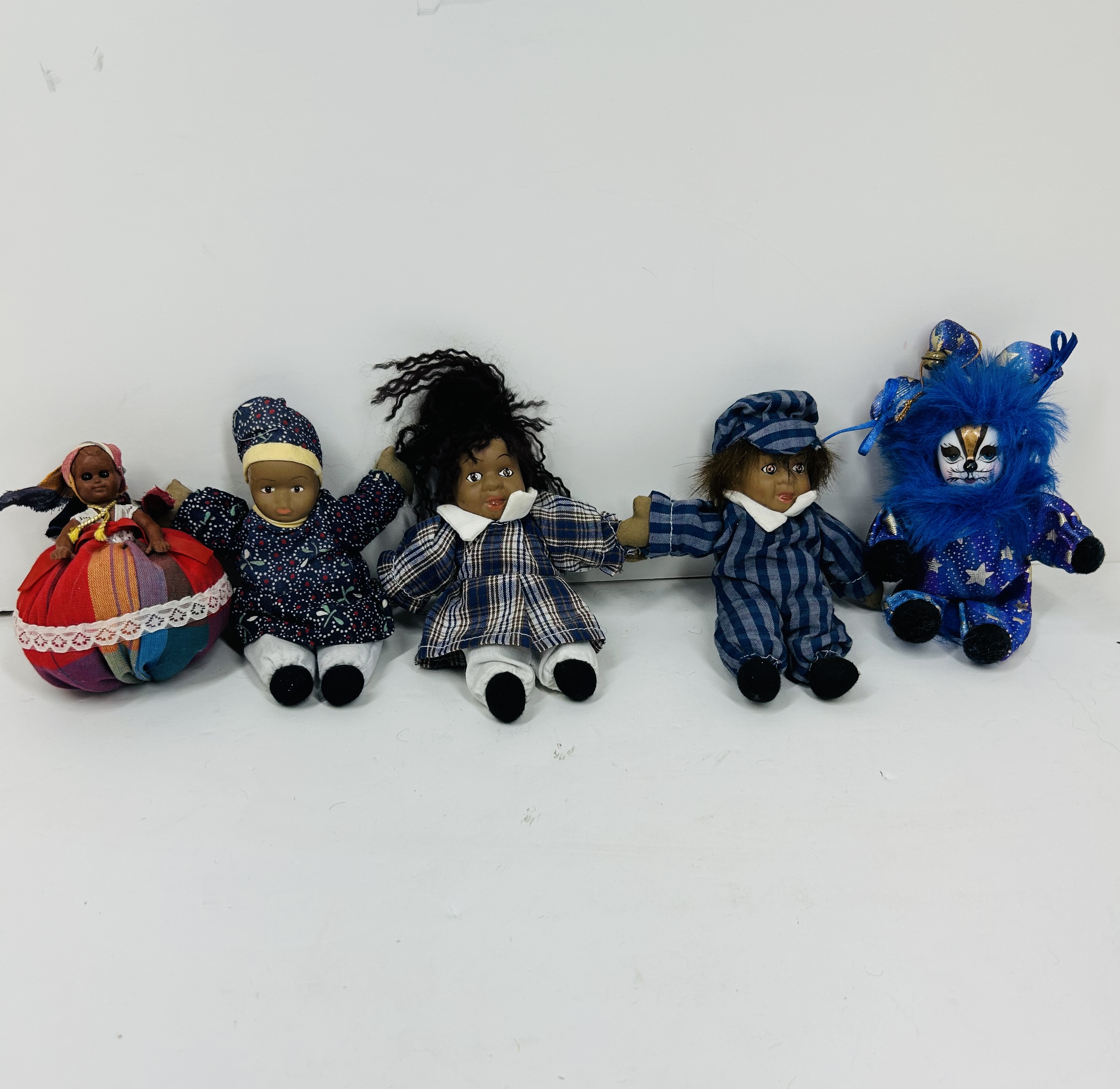 DTD NORFOLK MINIATURE DOLLS, 1990S