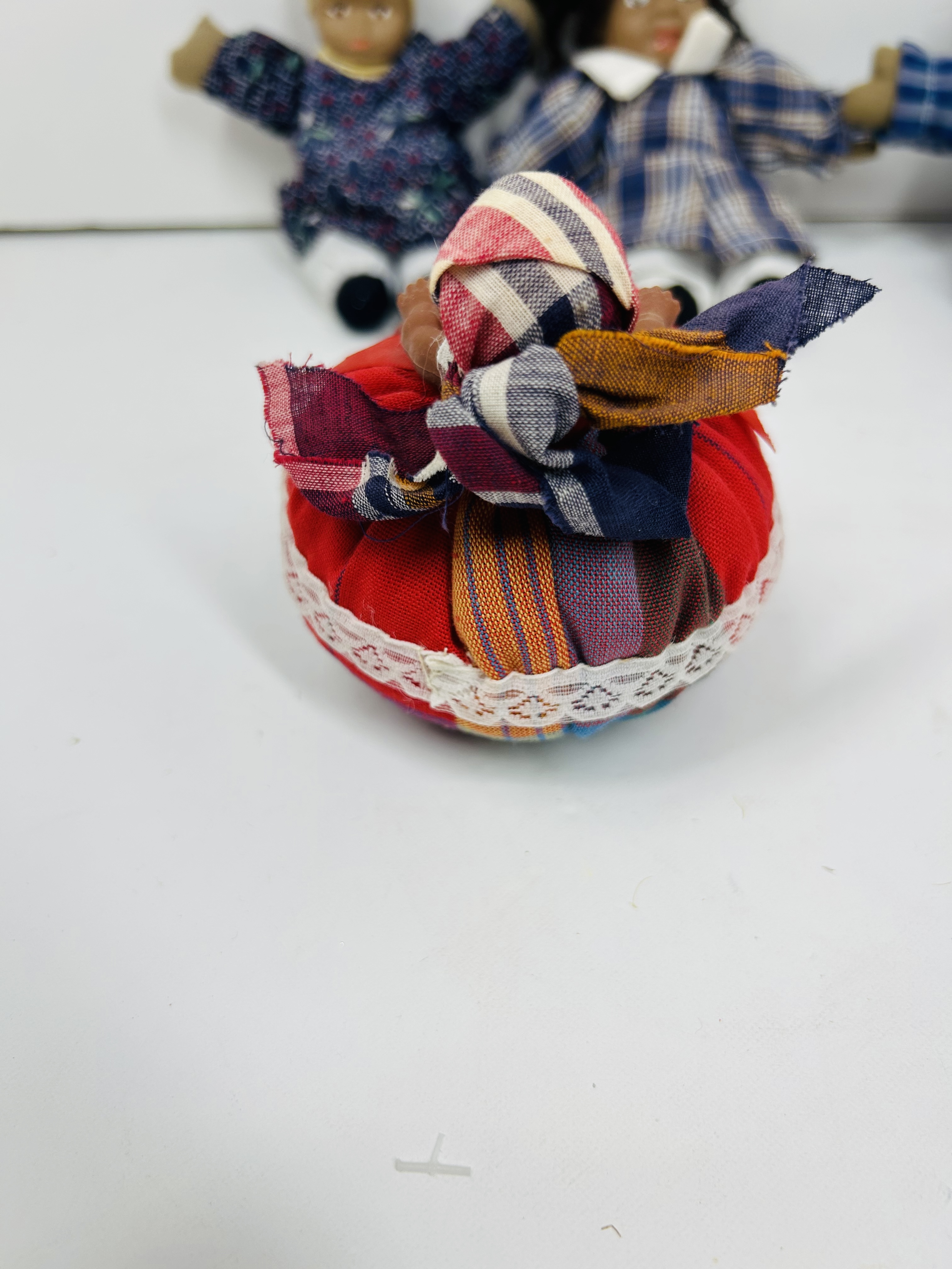 DTD NORFOLK MINIATURE DOLLS, 1990S