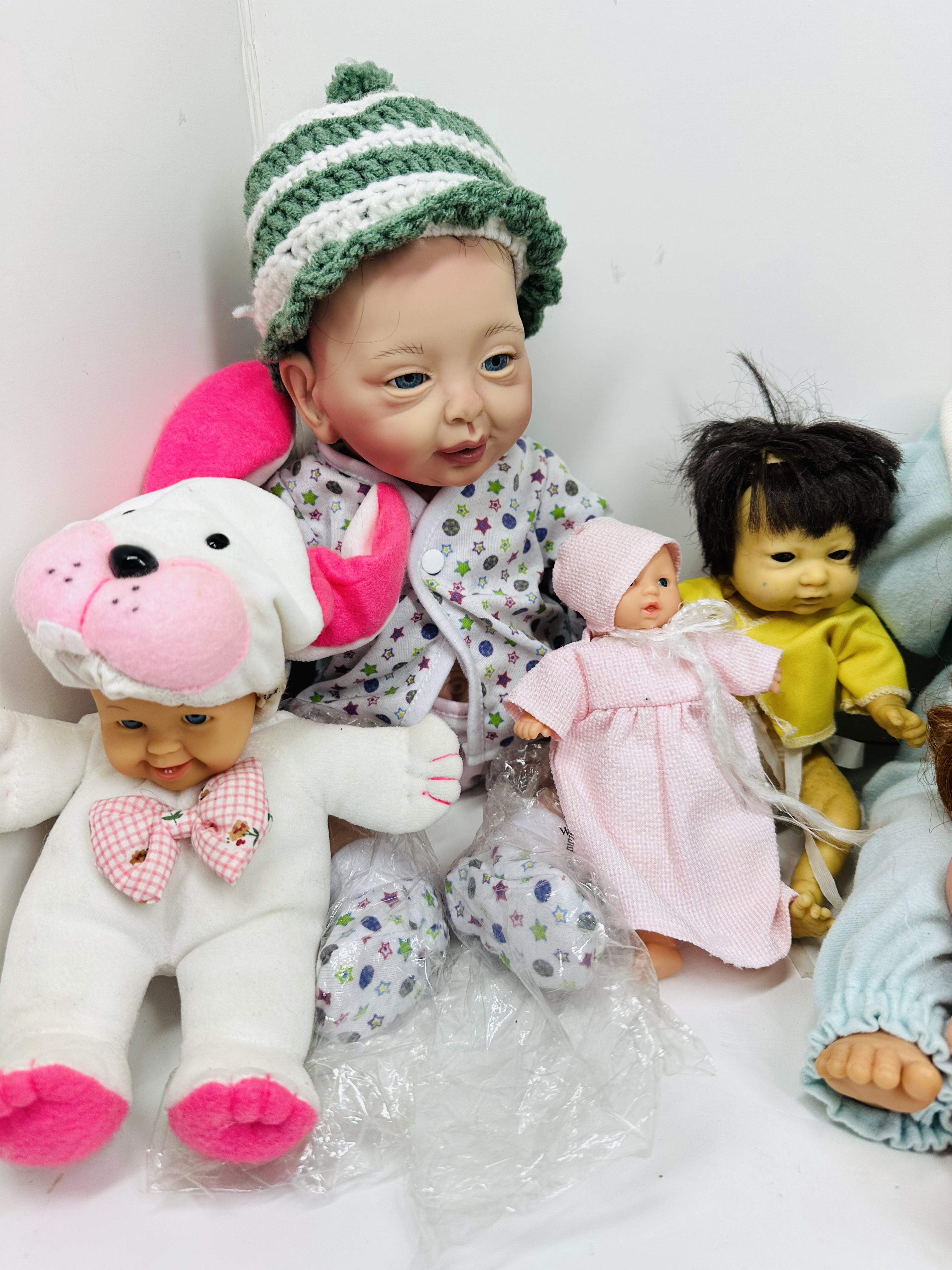 EIGHT ASSORTED BABY DOLLS, MODERN
