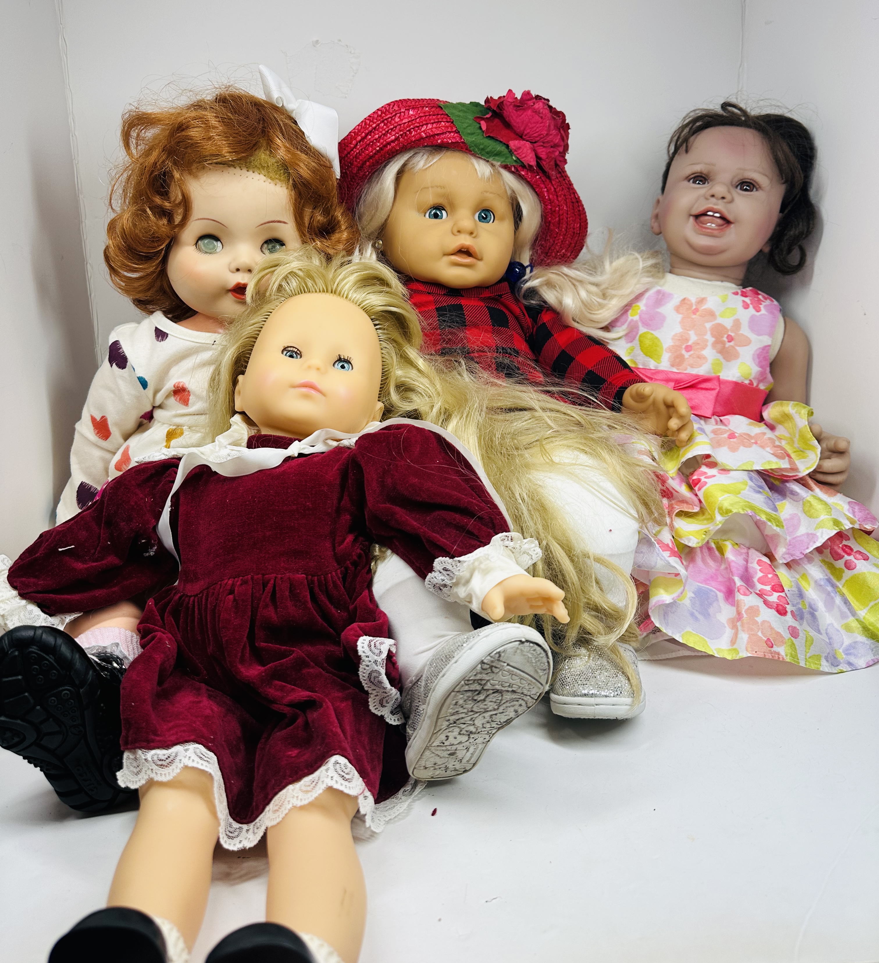 FIVE ASSORTED VINYL PLAY DOLLS, MODERN