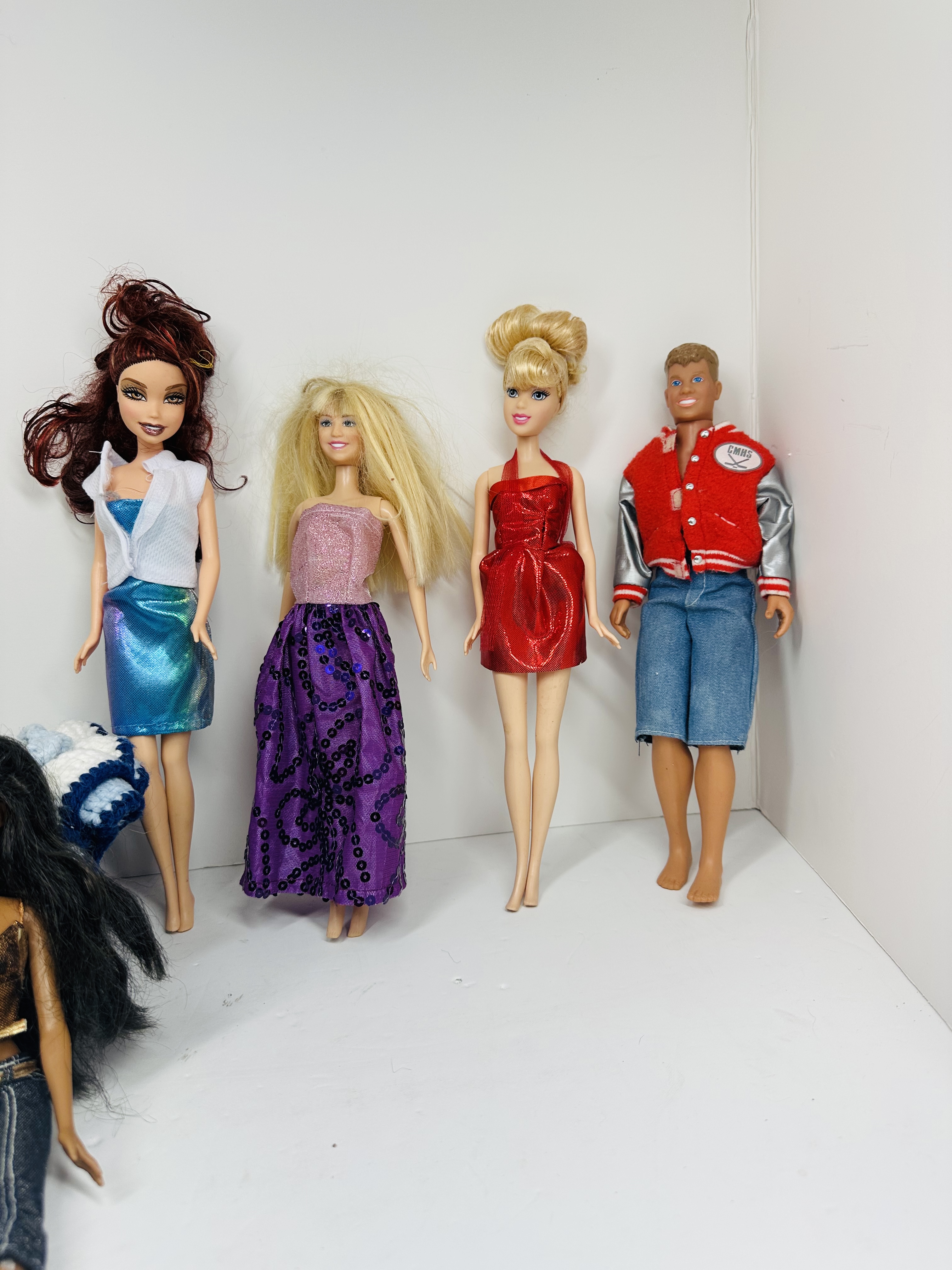 MATTEL BARBIE AND KEN DOLLS, 1990S-2000S