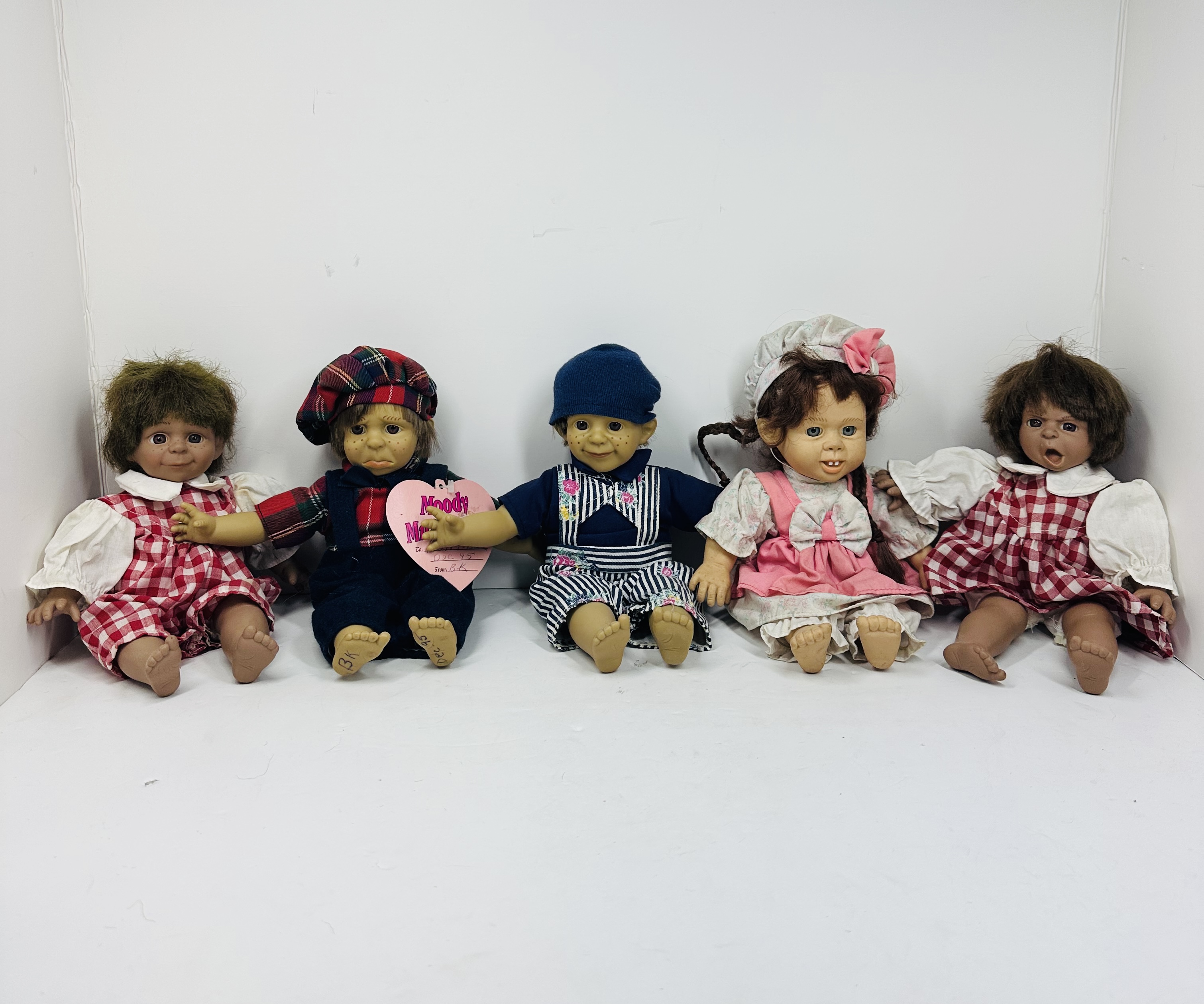 GIGO MOODY MUFFET VINYL DOLLS 1990S