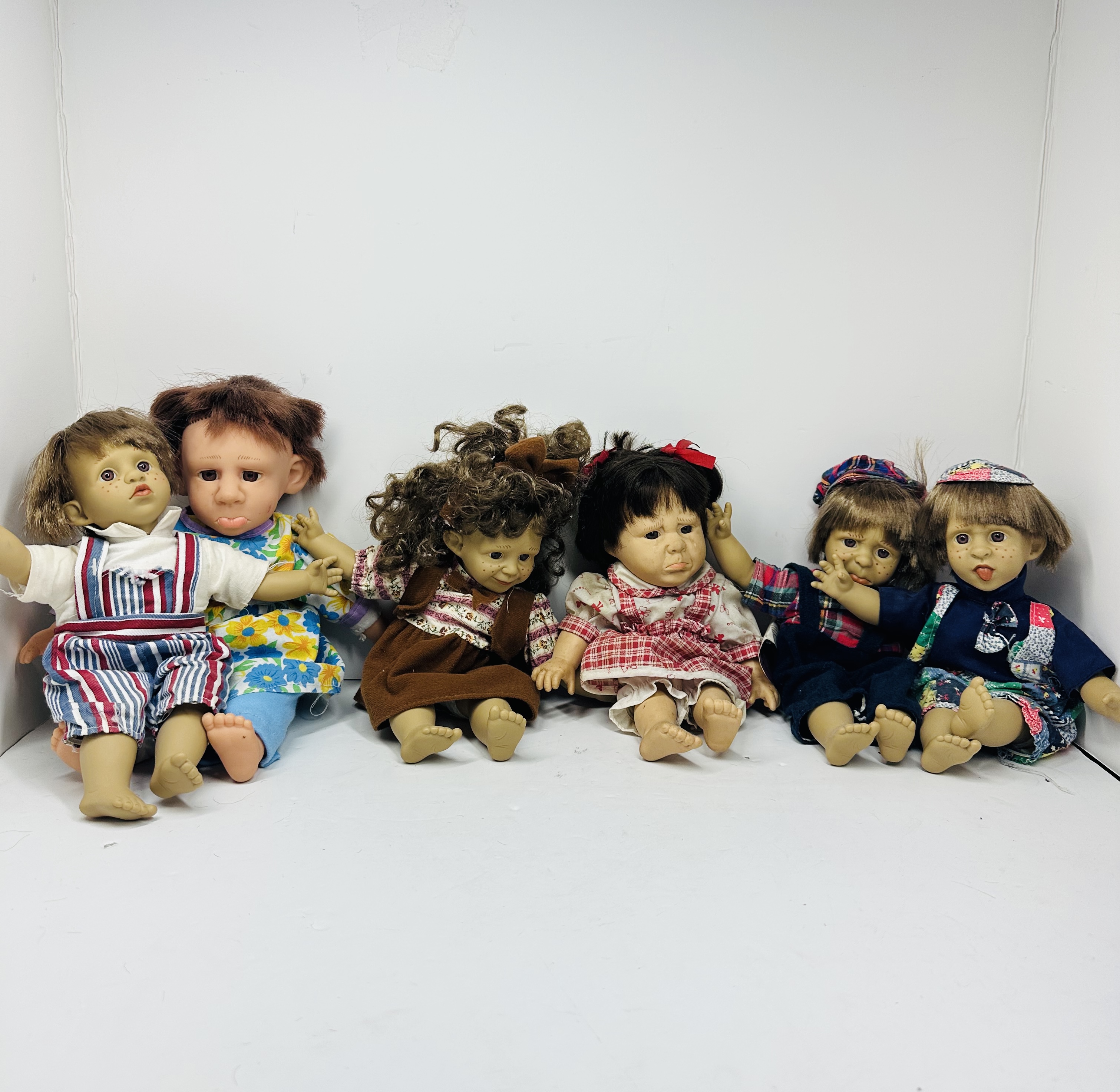 GI-GO TOYS EXPRESSION CHARACTER DOLLS