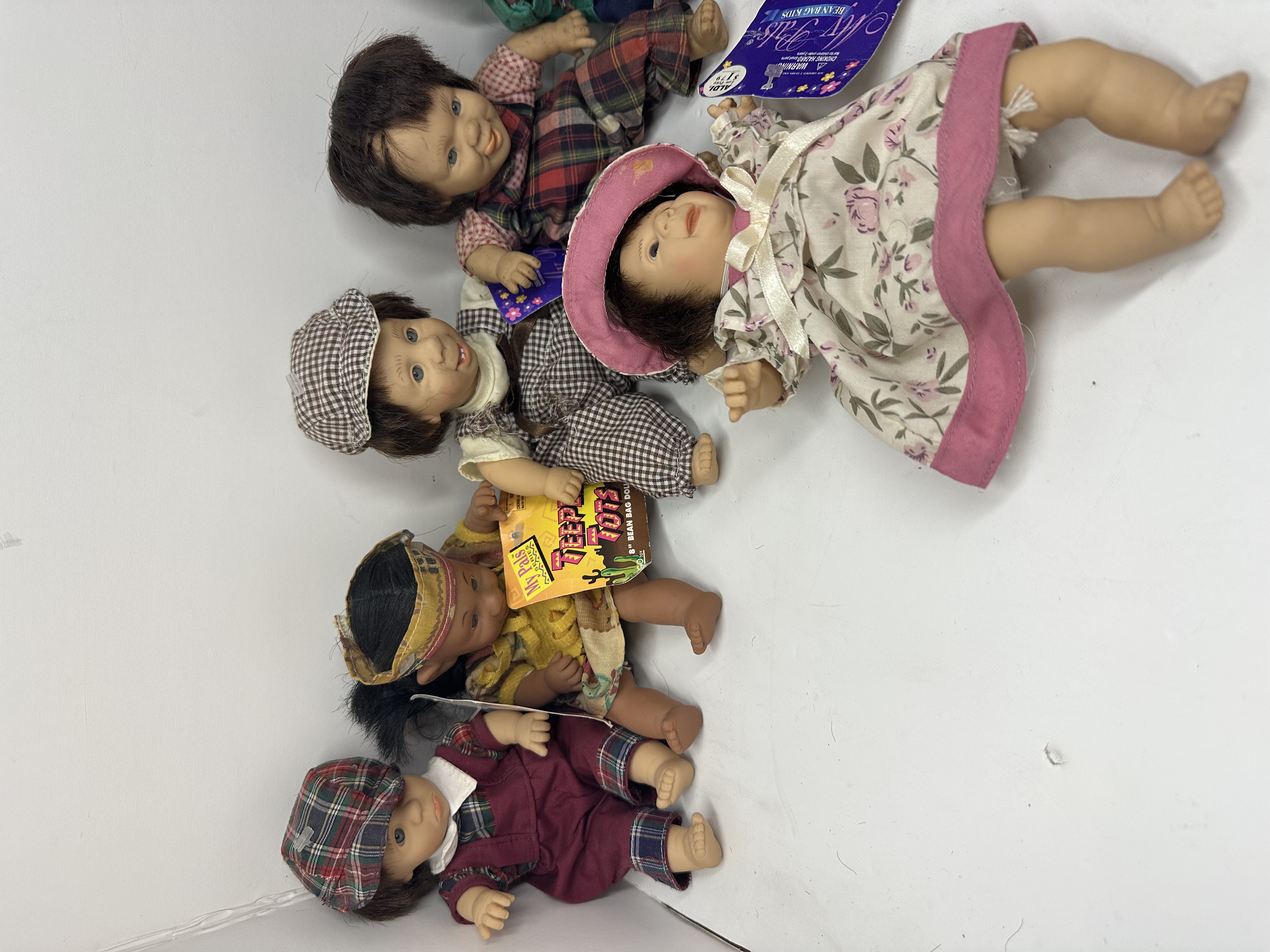 GI-GO TOYS NINE BEAN BAG DOLLS 1990S