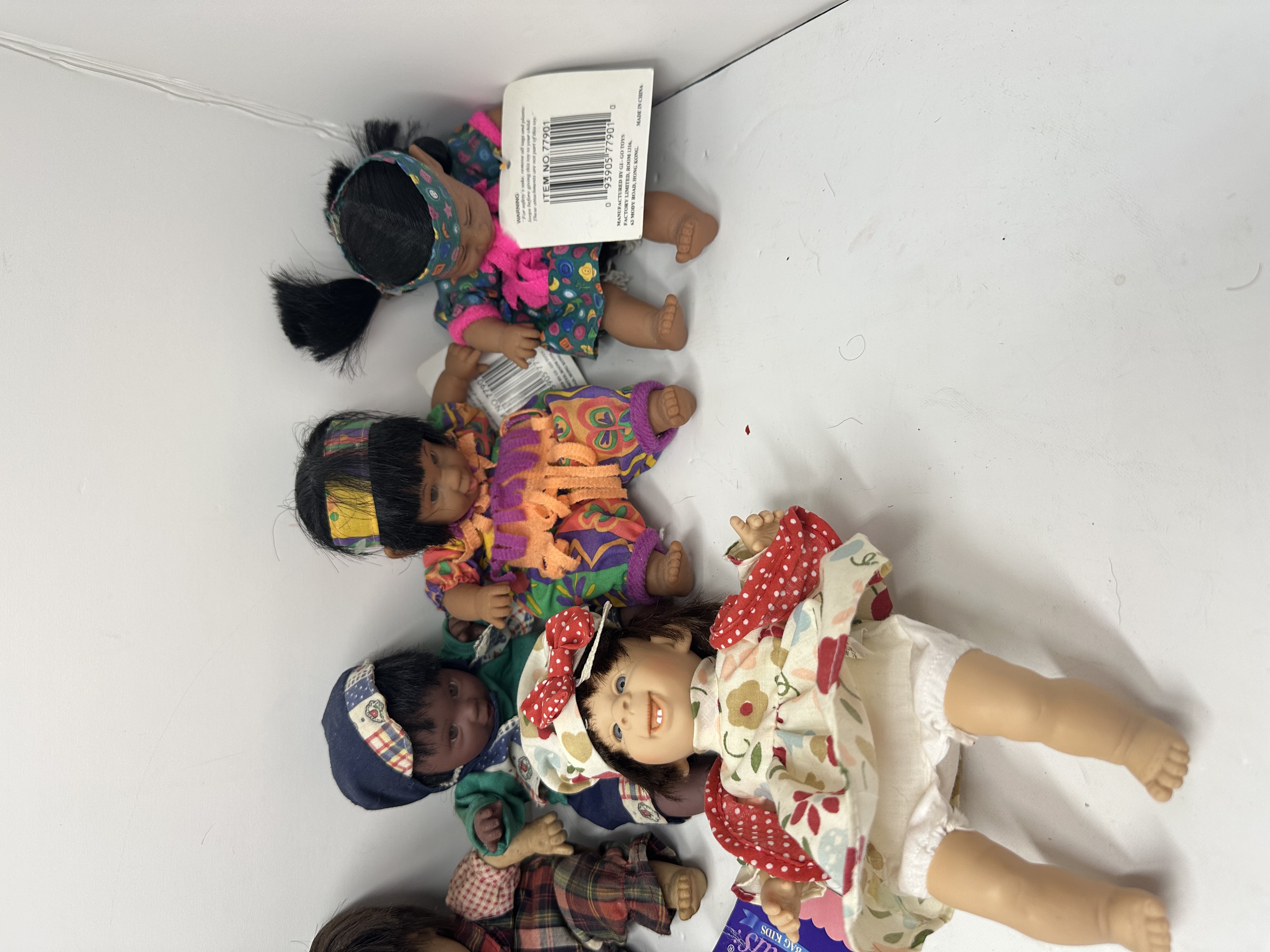 GI-GO TOYS NINE BEAN BAG DOLLS 1990S