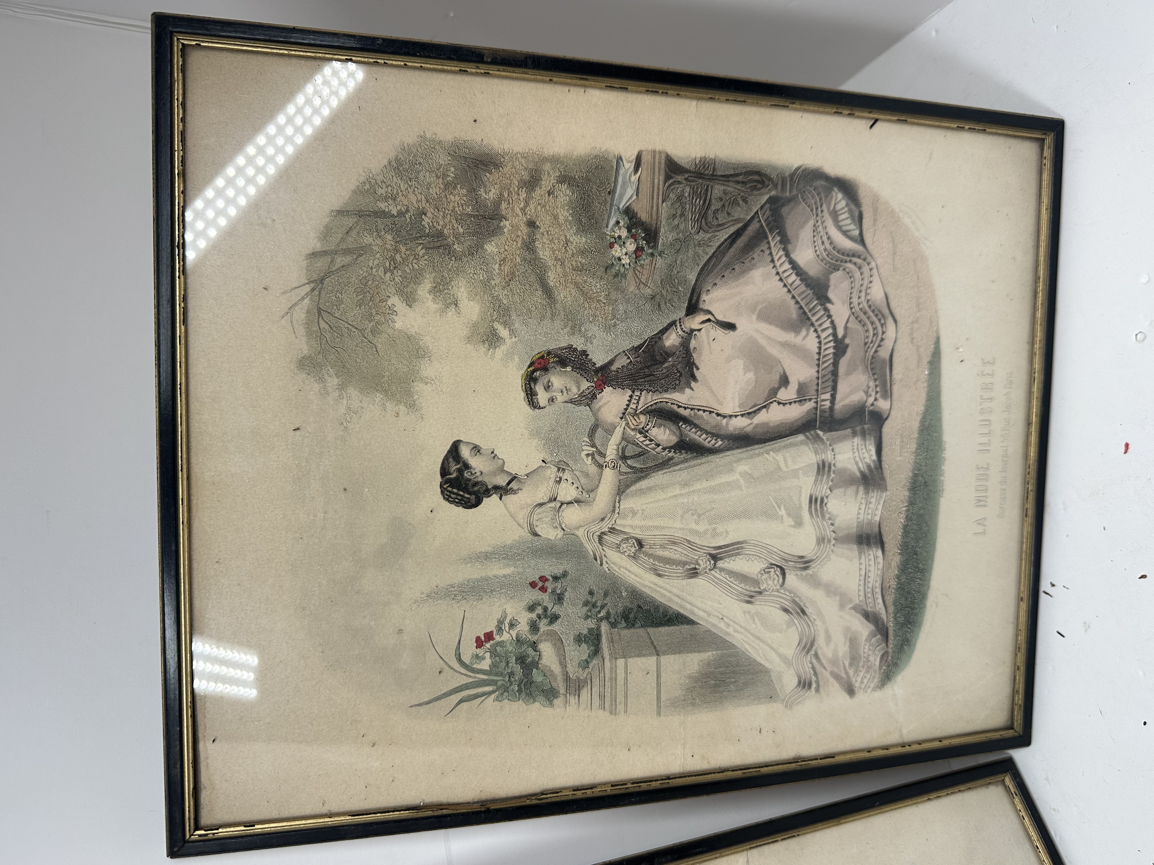 ANAÏS TOUDOUZE PAIR FASHION ENGRAVINGS