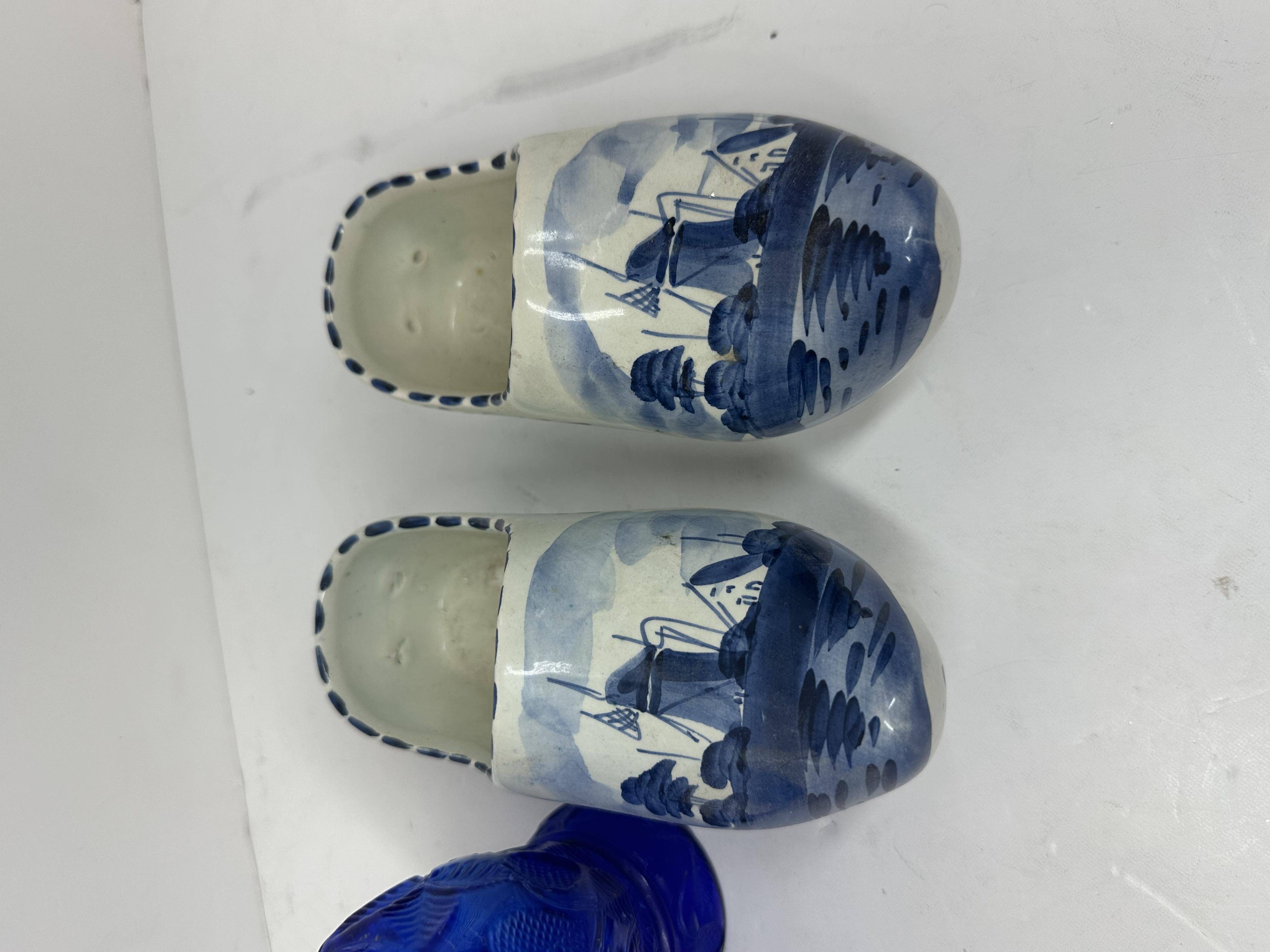 COBALT GLASS AND DELFT CERAMIC TABLEWARE