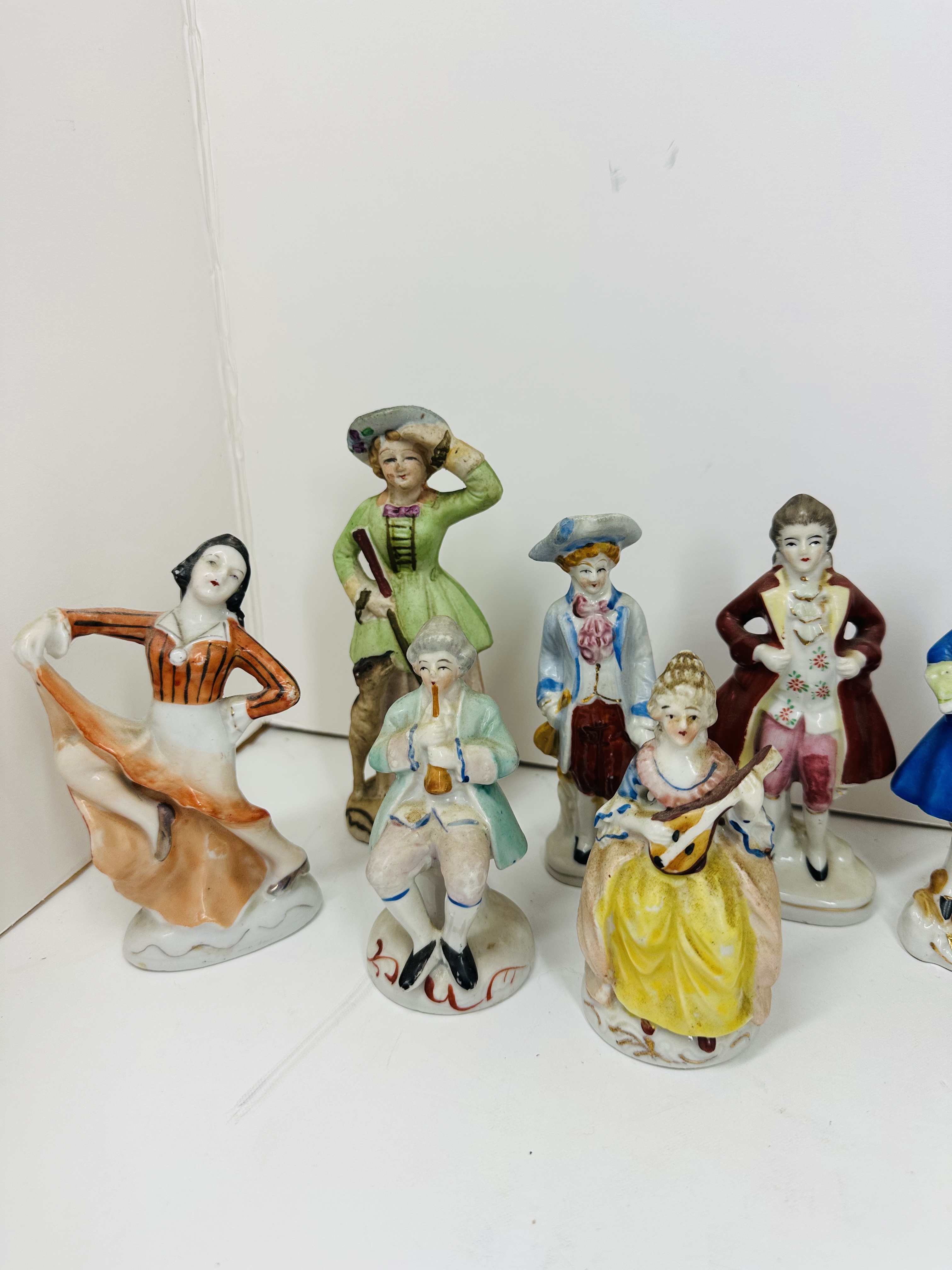 OCCUPIED JAPAN PORCELAIN COURTIER FIGURINES, 1945-1952