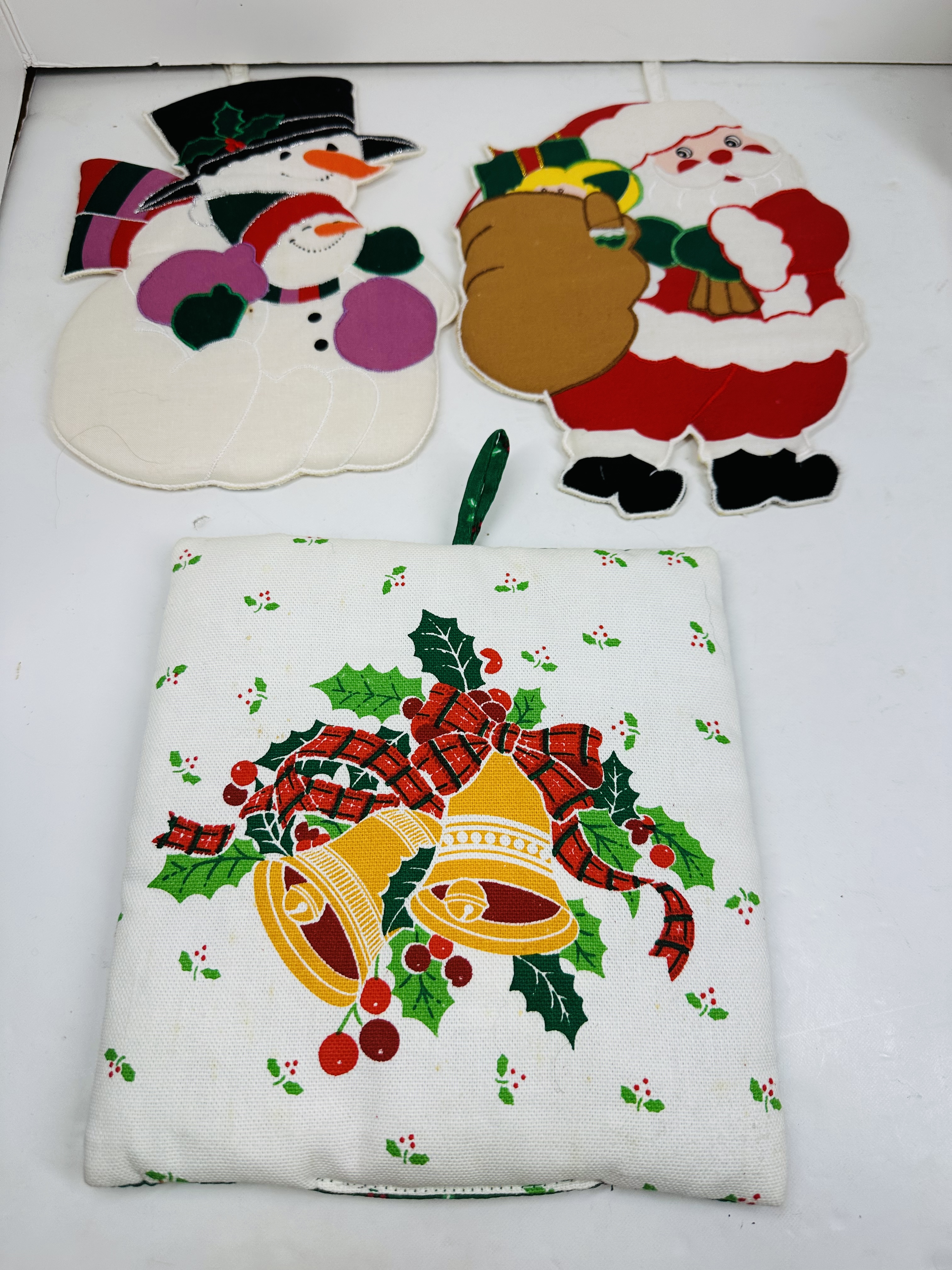 VARIOUS MAKERS, 11 VINTAGE CHRISTMAS TEXTILES, 20TH CENTURY