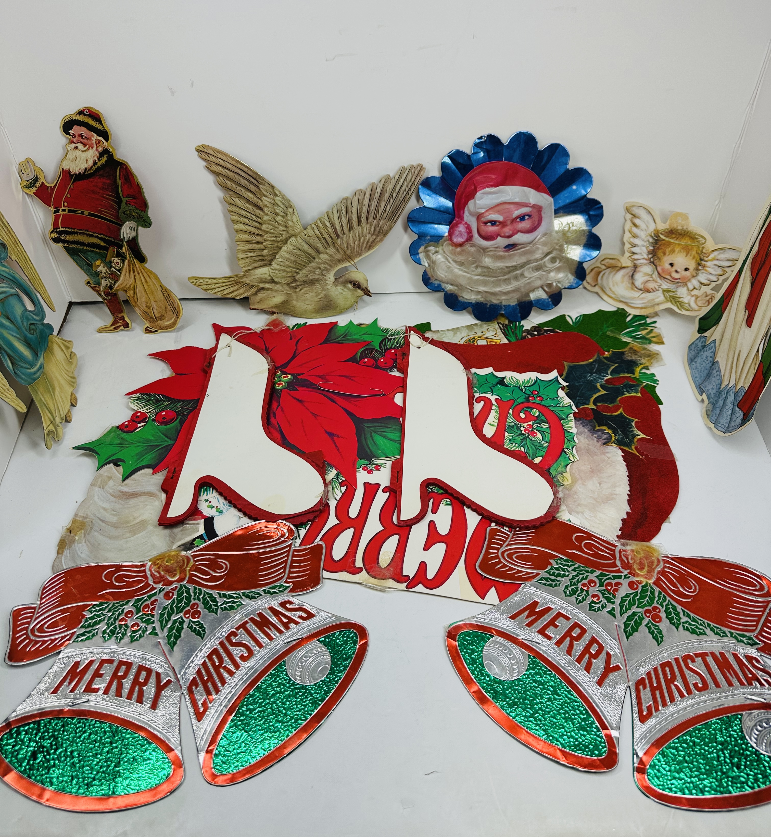 LOBE SPEER CARDBOARD CHRISTMAS DIE-CUTS
