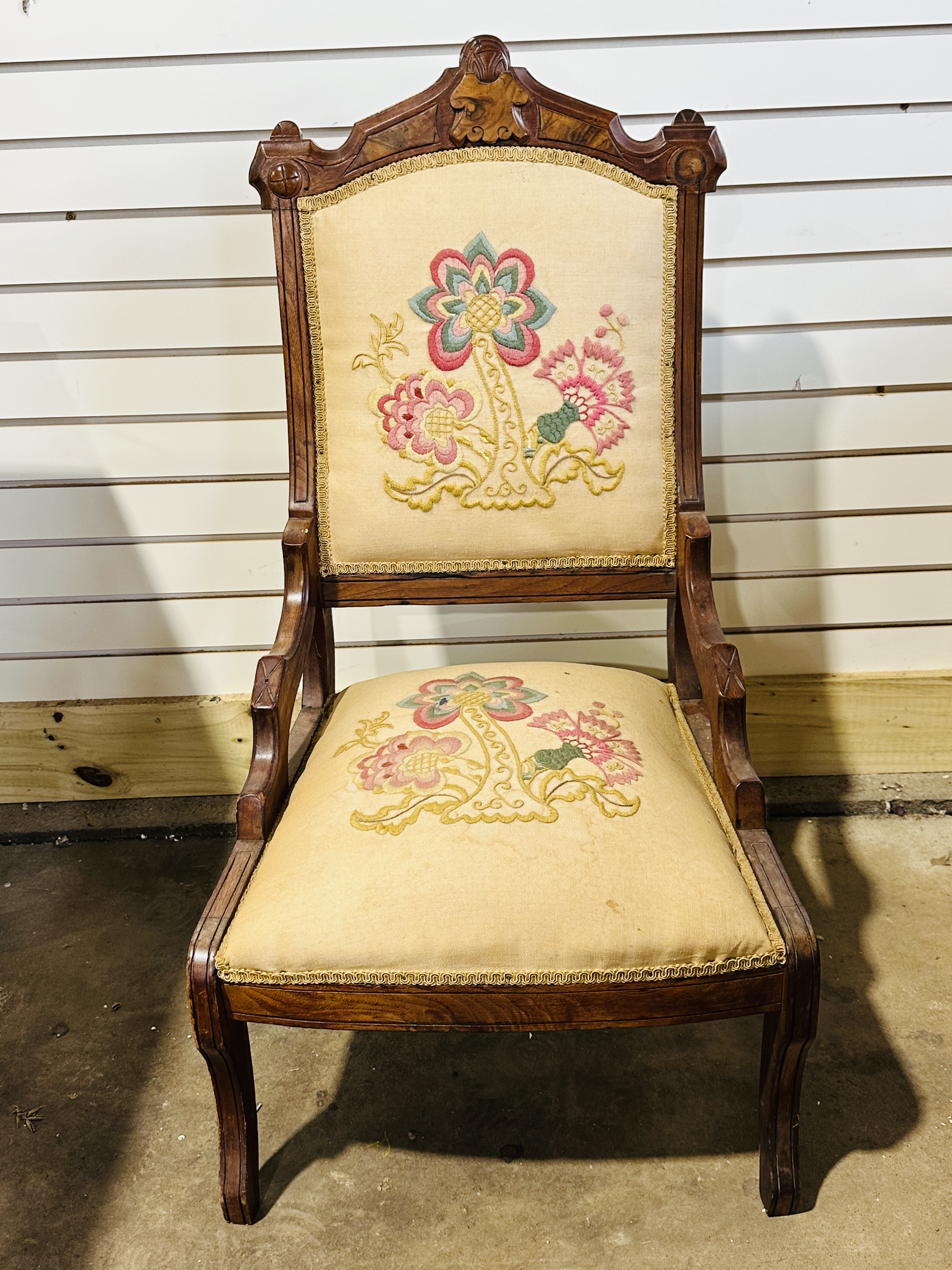 RENAISSANCE REVIVAL WALNUT SIDE CHAIR, C. 1880