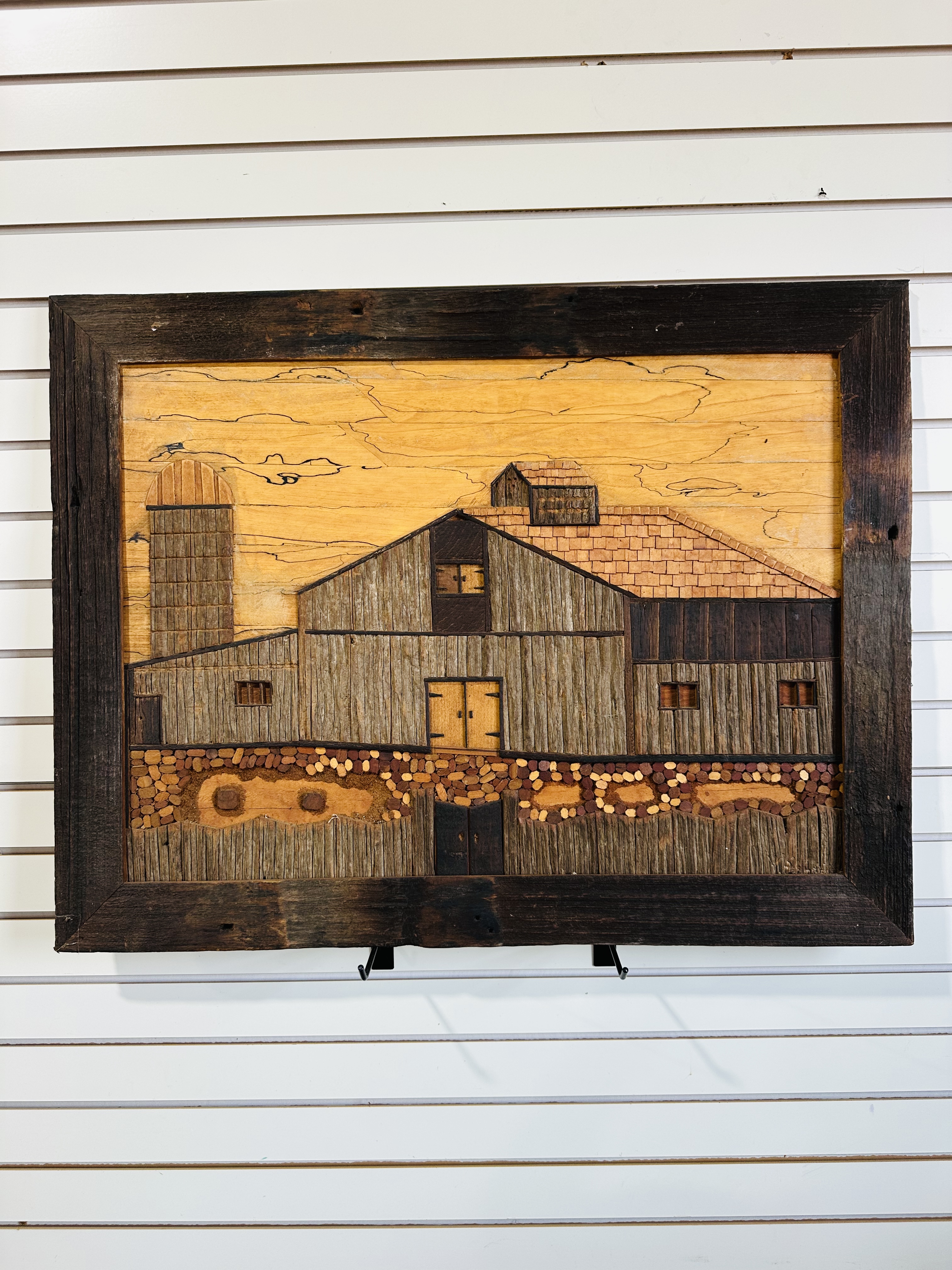 AMERICAN FOLK ART, WOOD RELIEF BARN, 20TH CENTURY