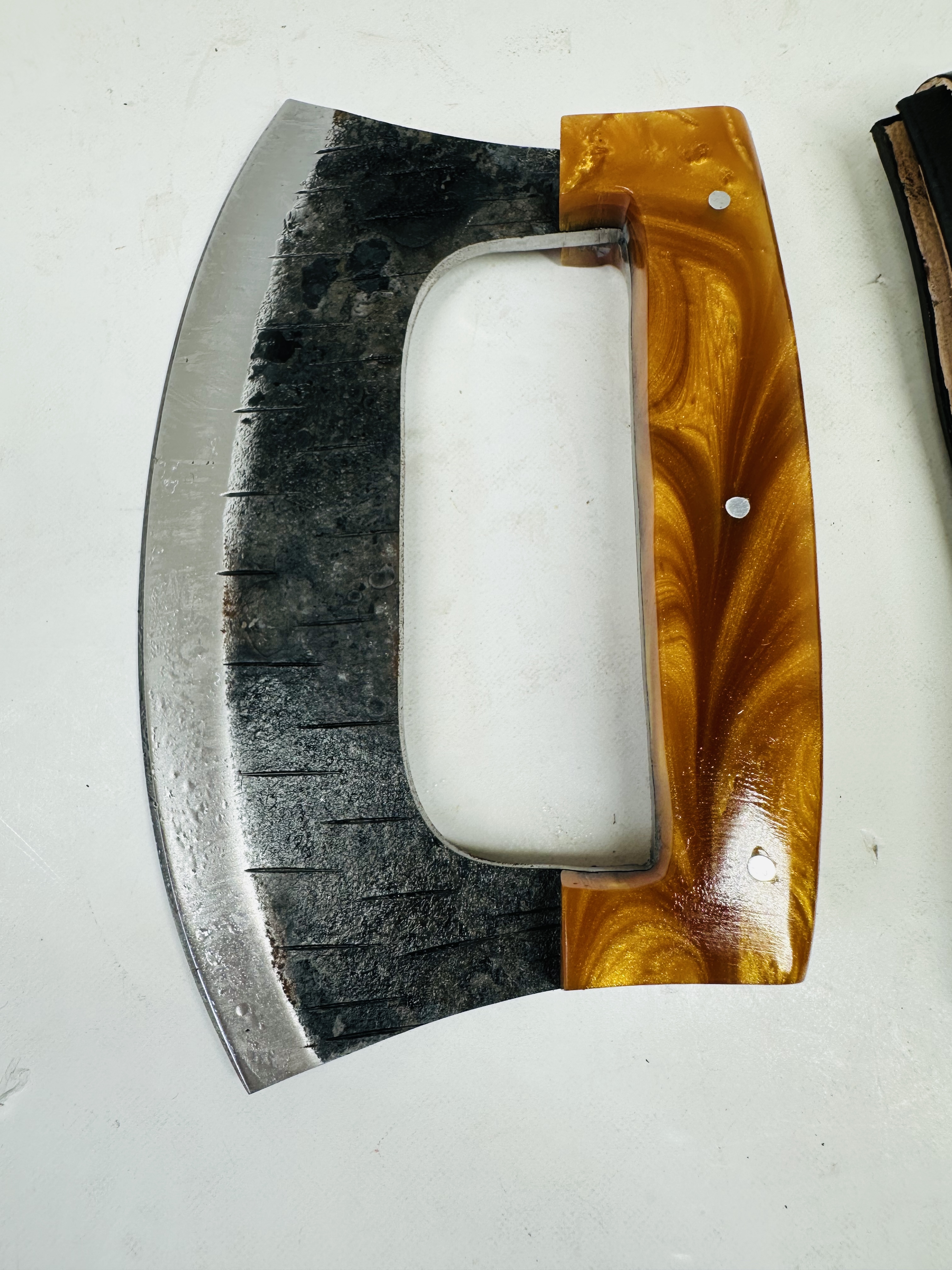 AMBER ACRYLIC AND STEEL ULU, MODERN
