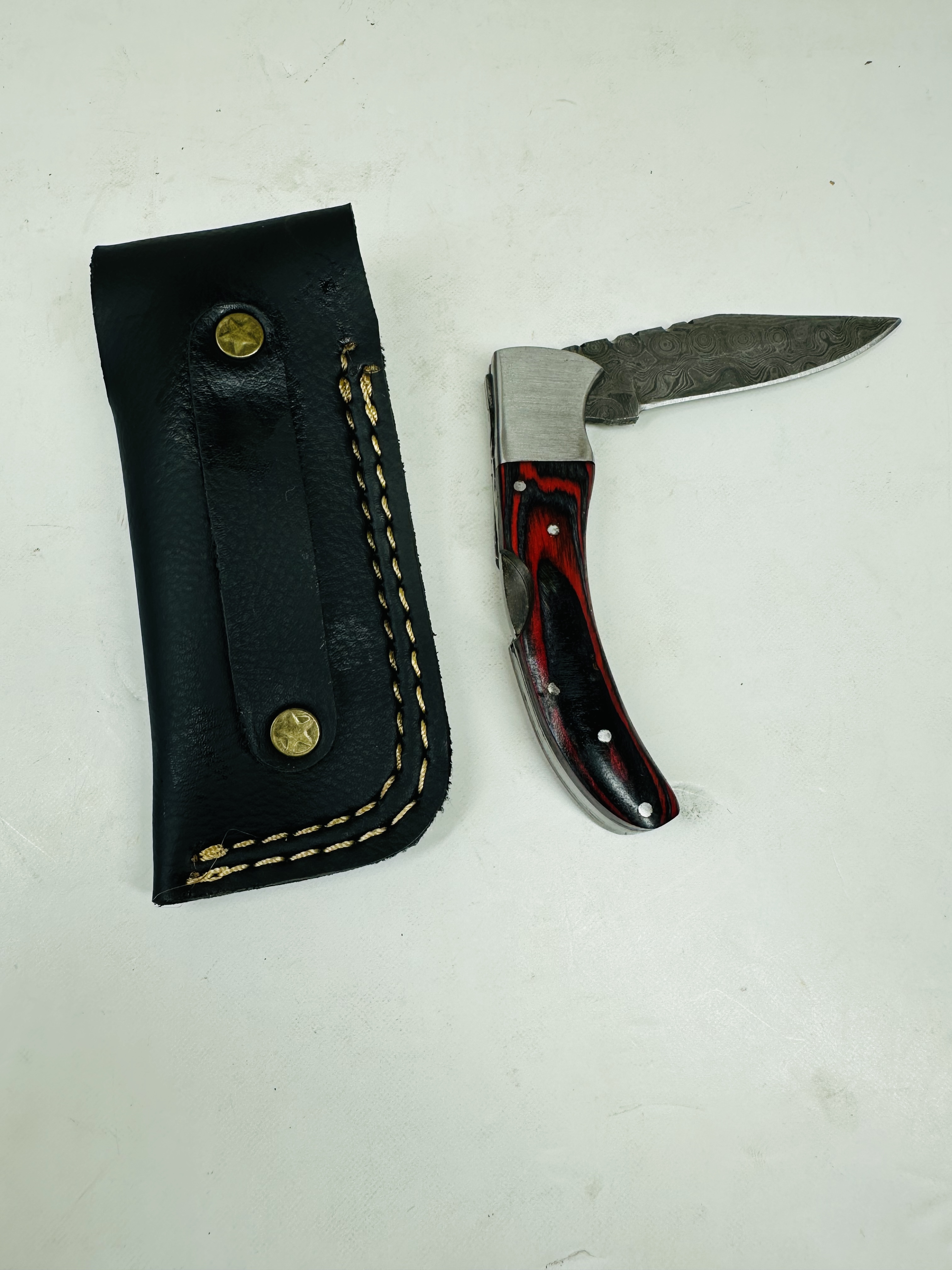MODERN DAMASCUS STEEL LOCKBACK KNIFE